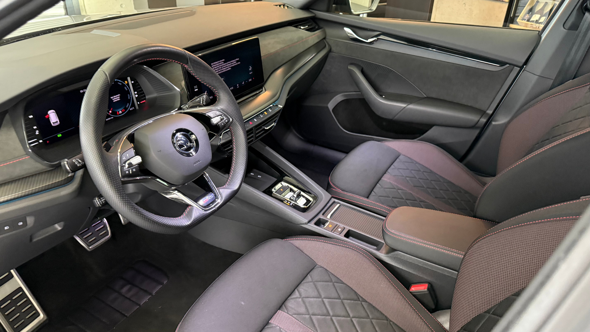 listing desktop thumbnail image 16