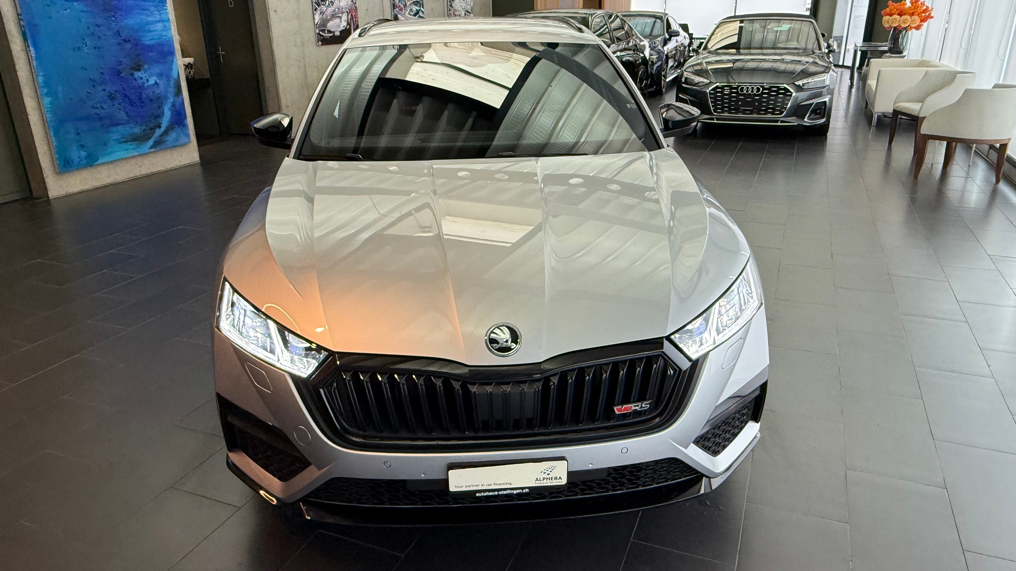 listing desktop thumbnail image 25