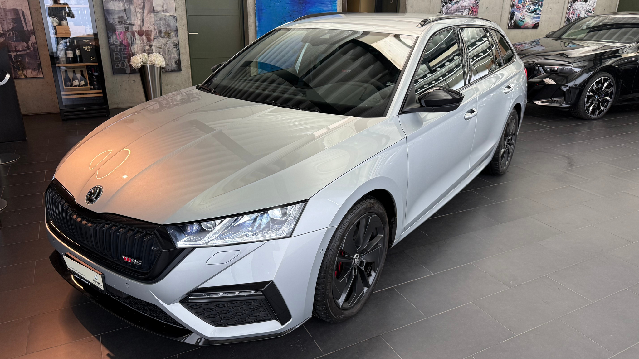 listing desktop thumbnail image 20