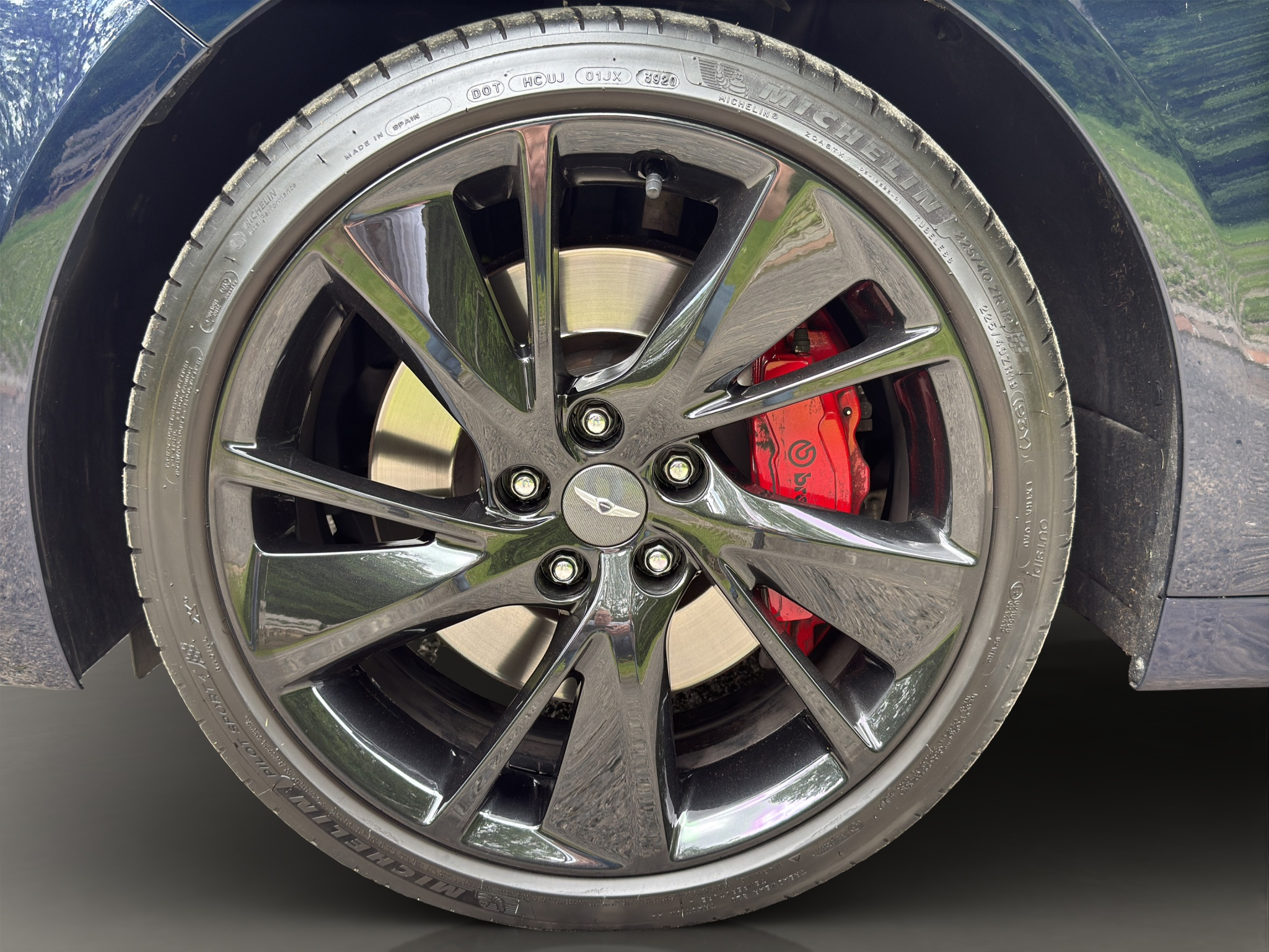 listing desktop thumbnail image 7