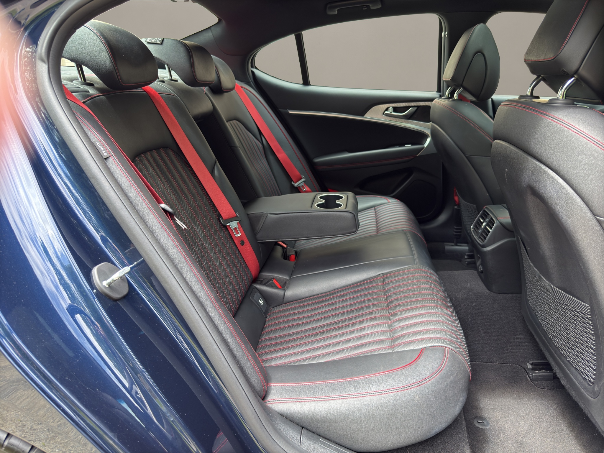 listing desktop thumbnail image 19