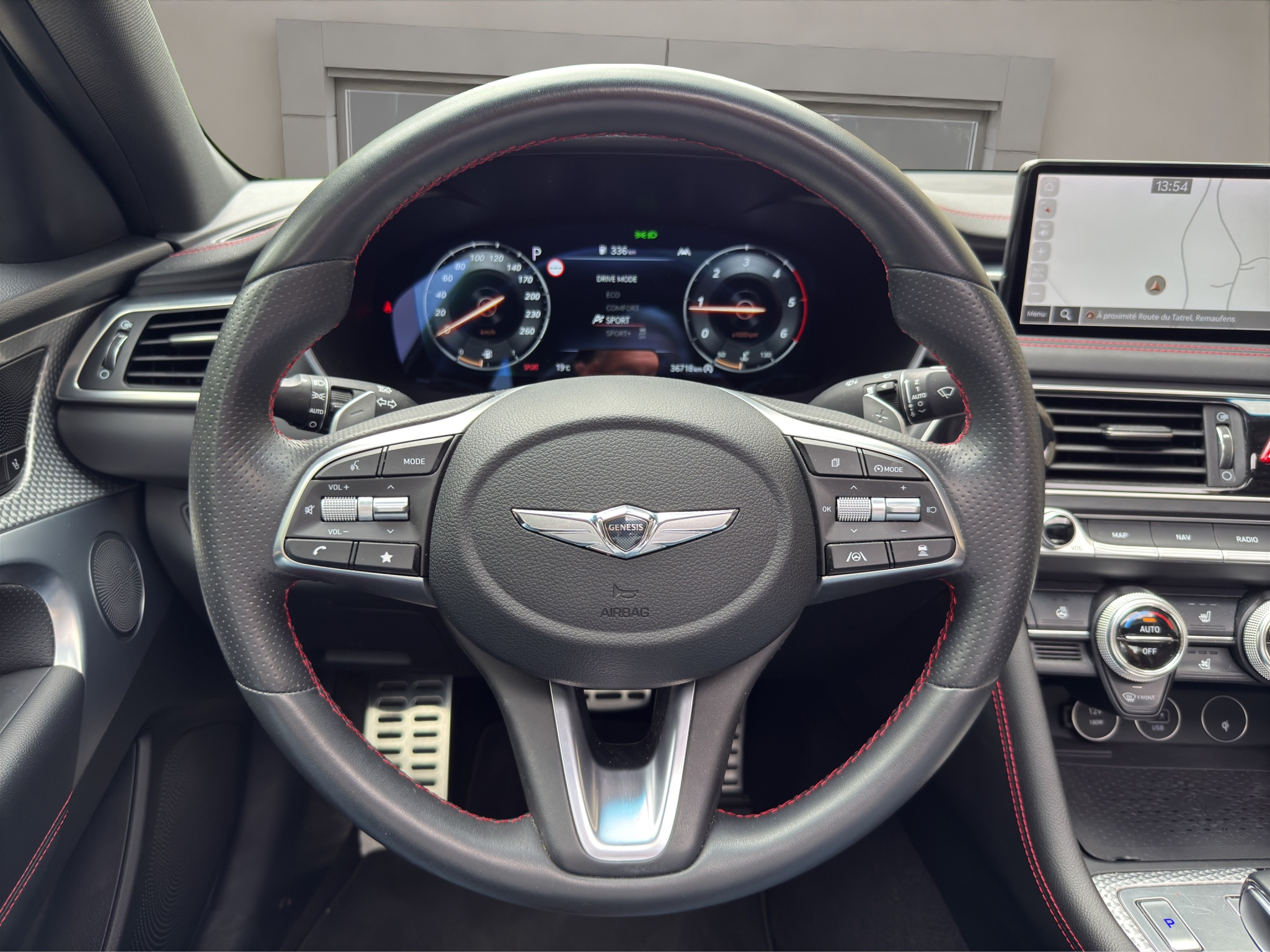 listing desktop thumbnail image 11