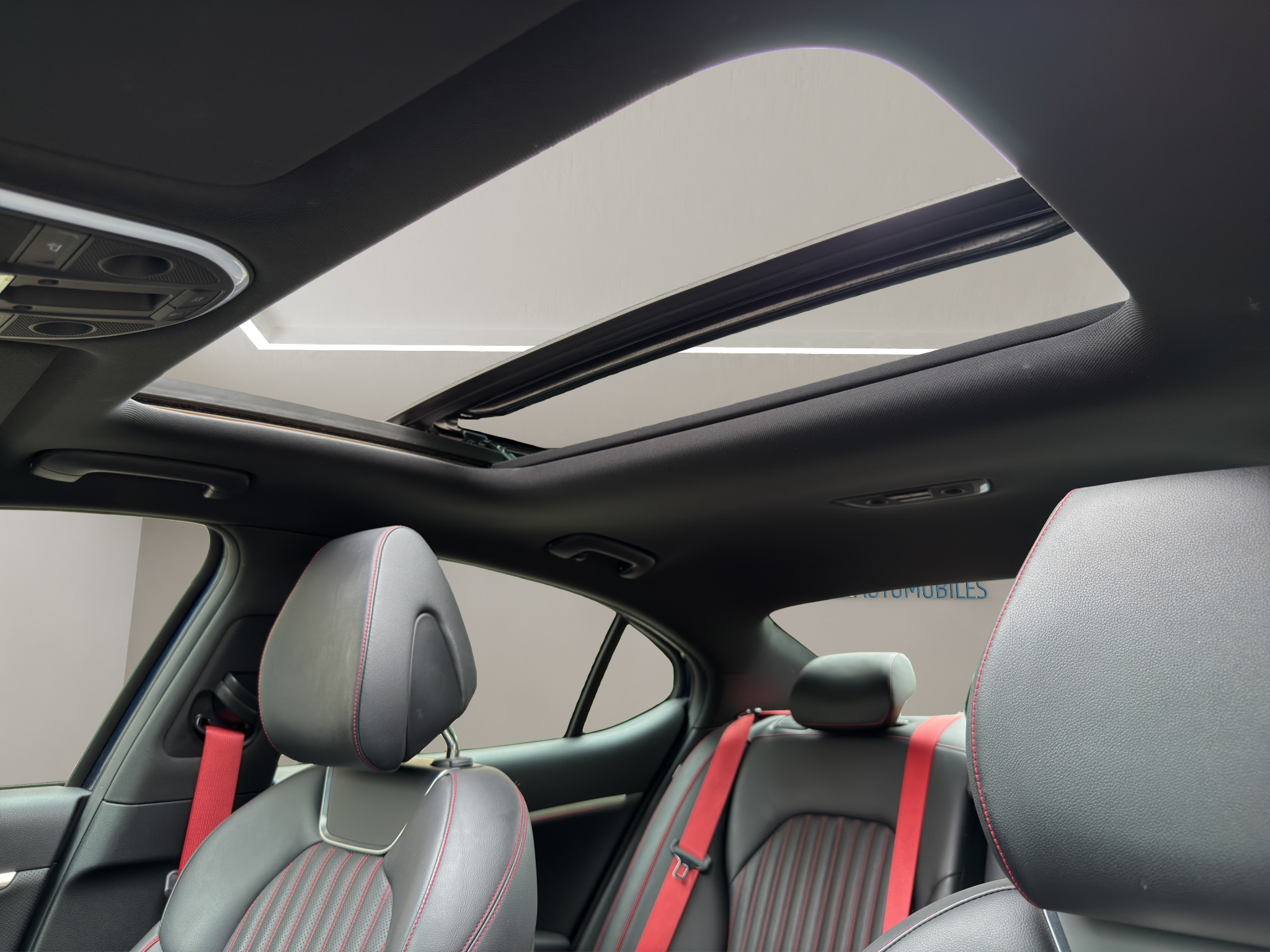 listing desktop thumbnail image 16