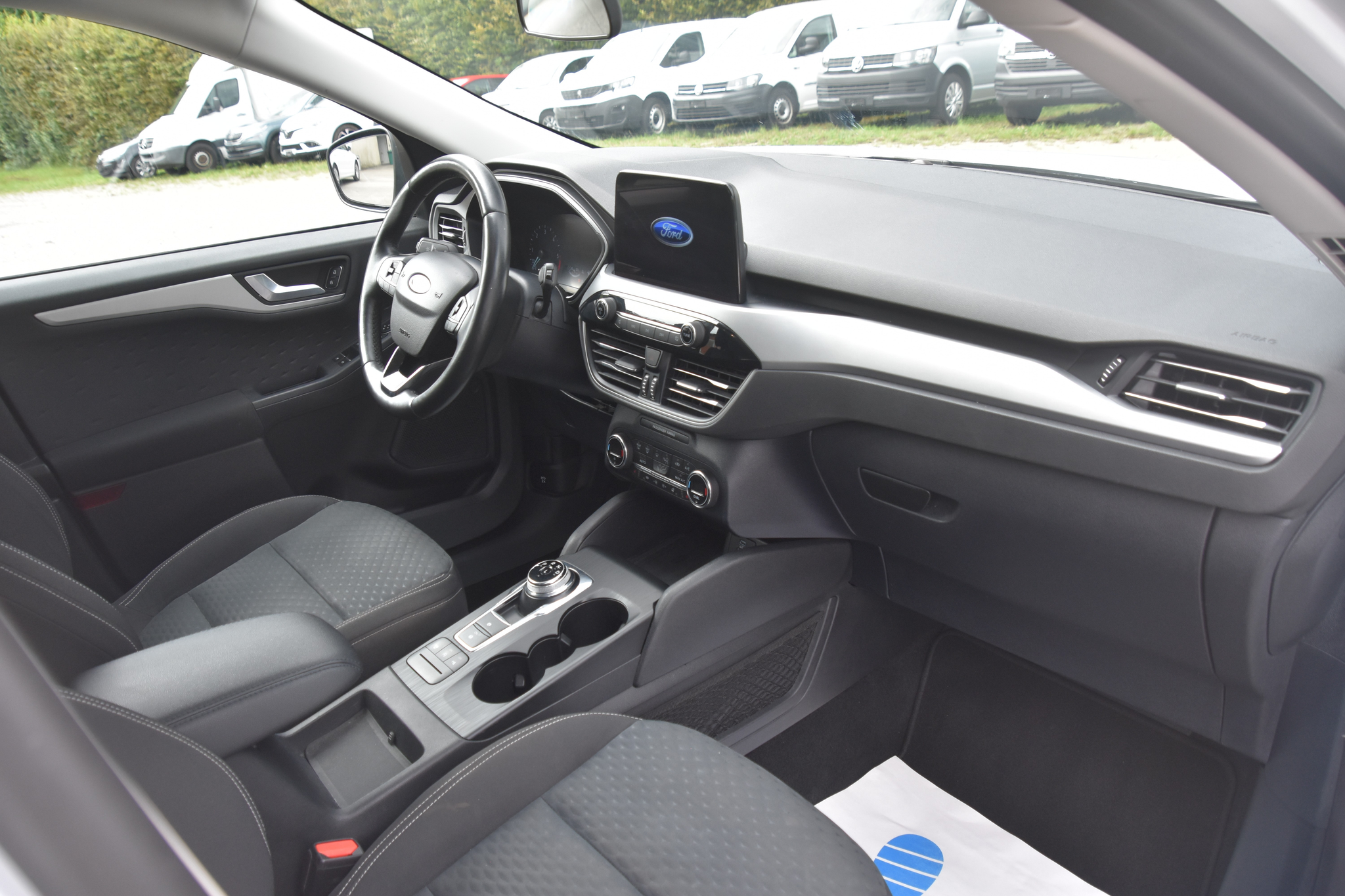 listing desktop thumbnail image 9