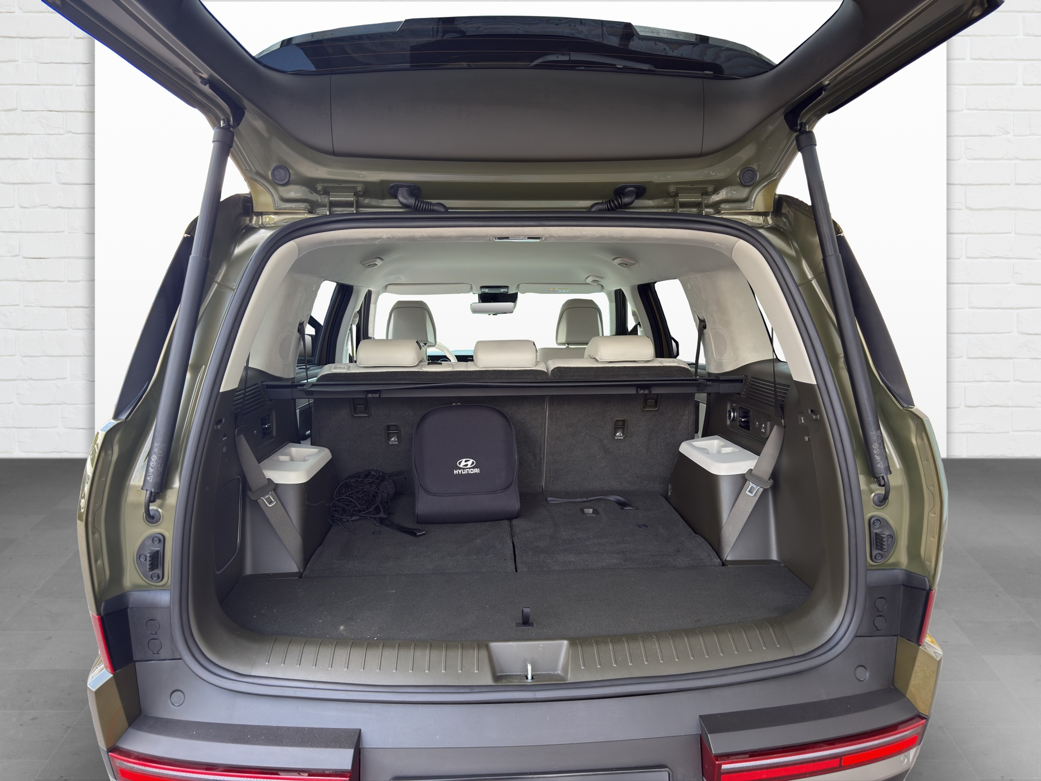 listing desktop thumbnail image 12