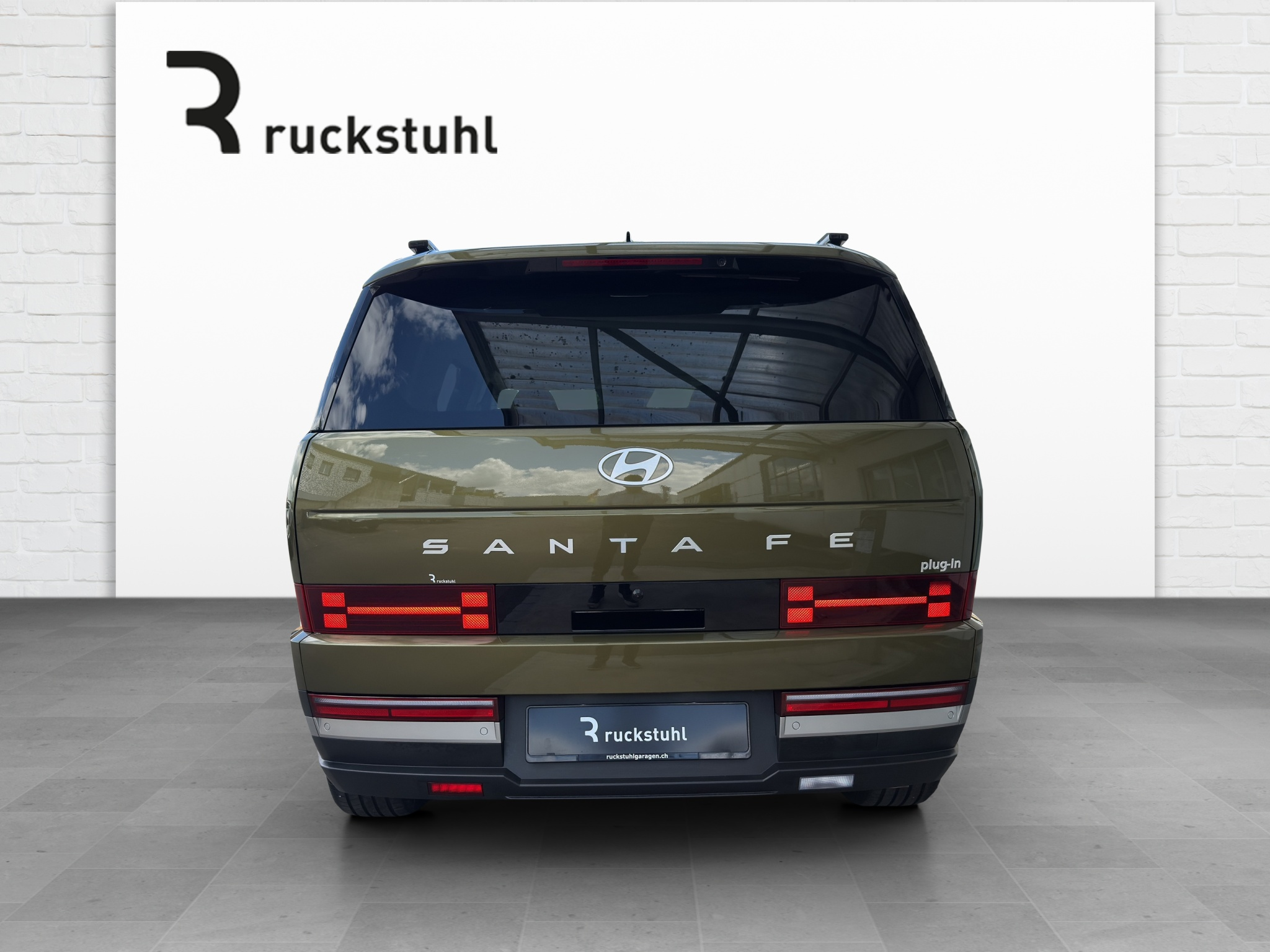 listing desktop thumbnail image 4