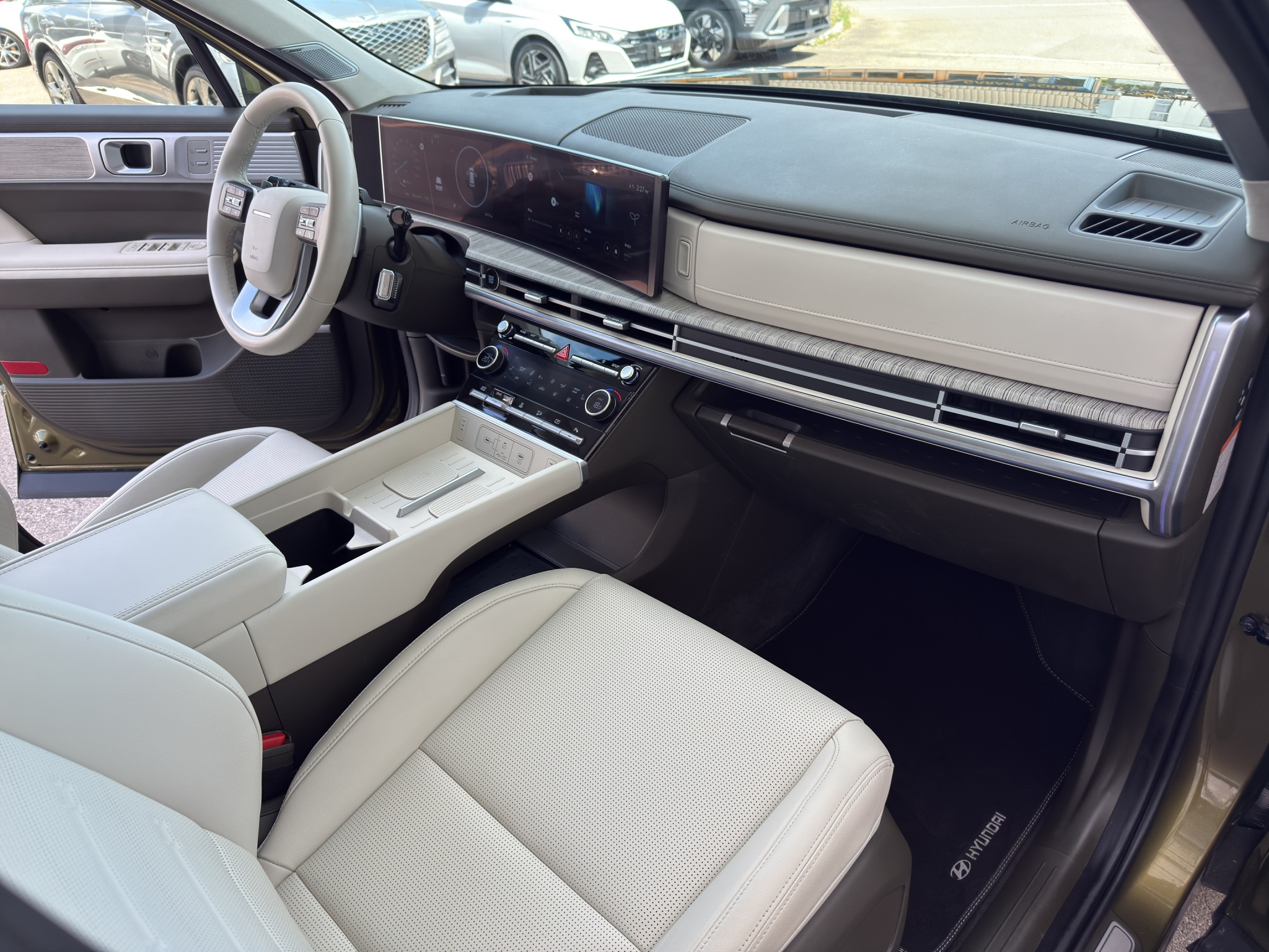 listing desktop thumbnail image 9