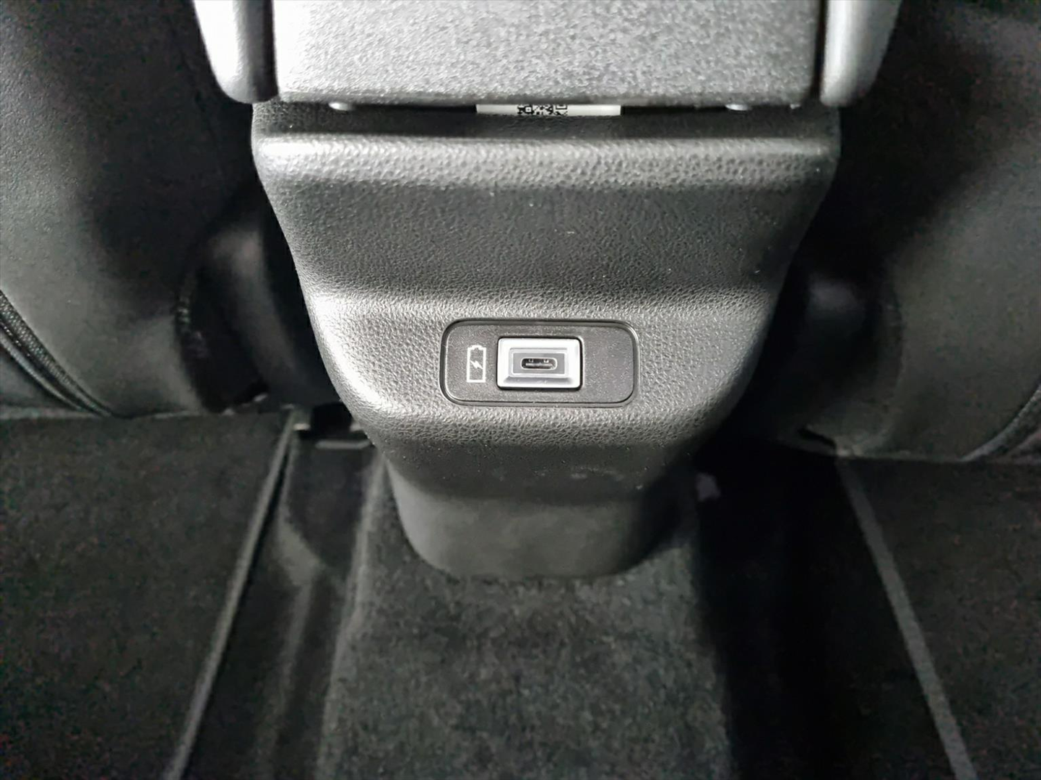 listing desktop thumbnail image 12