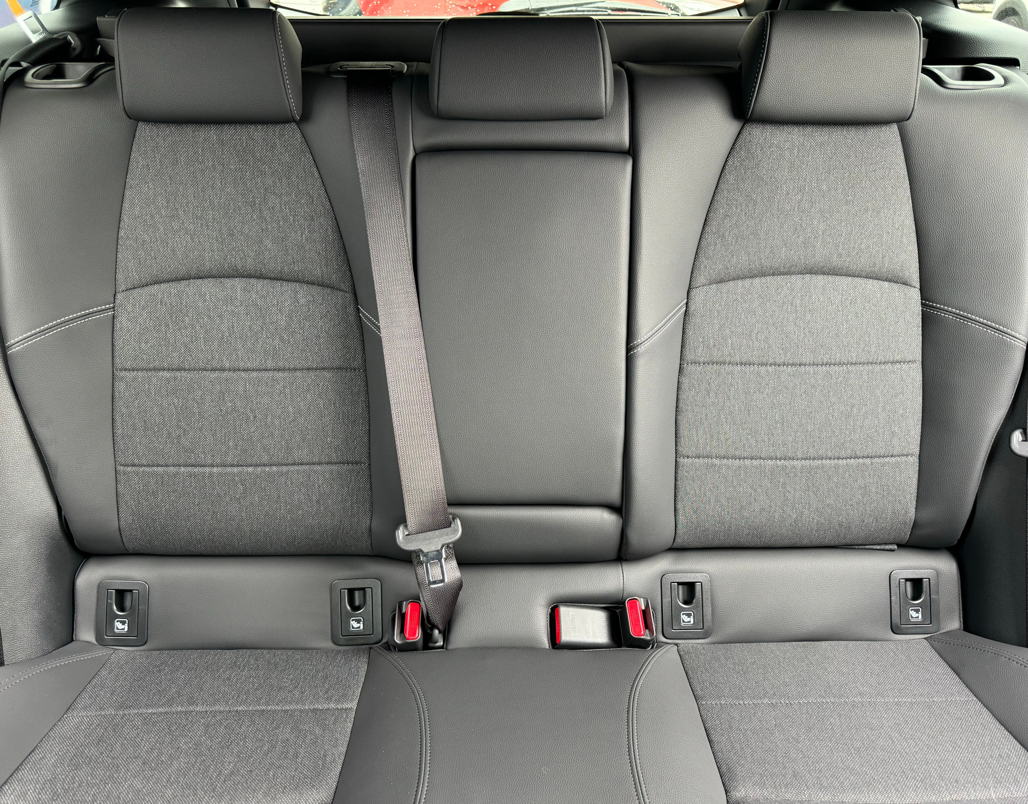 listing desktop thumbnail image 17