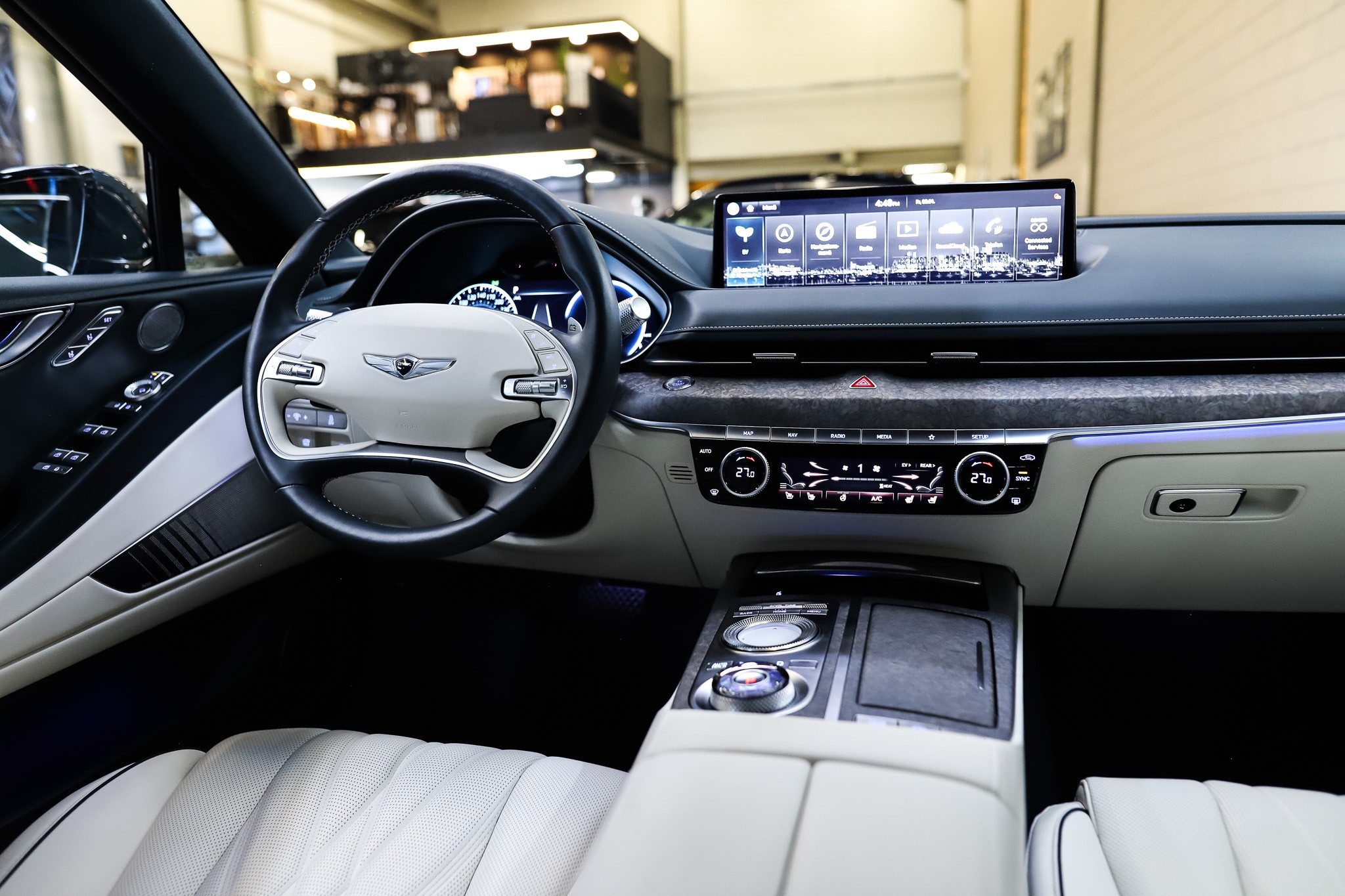 listing desktop thumbnail image 17