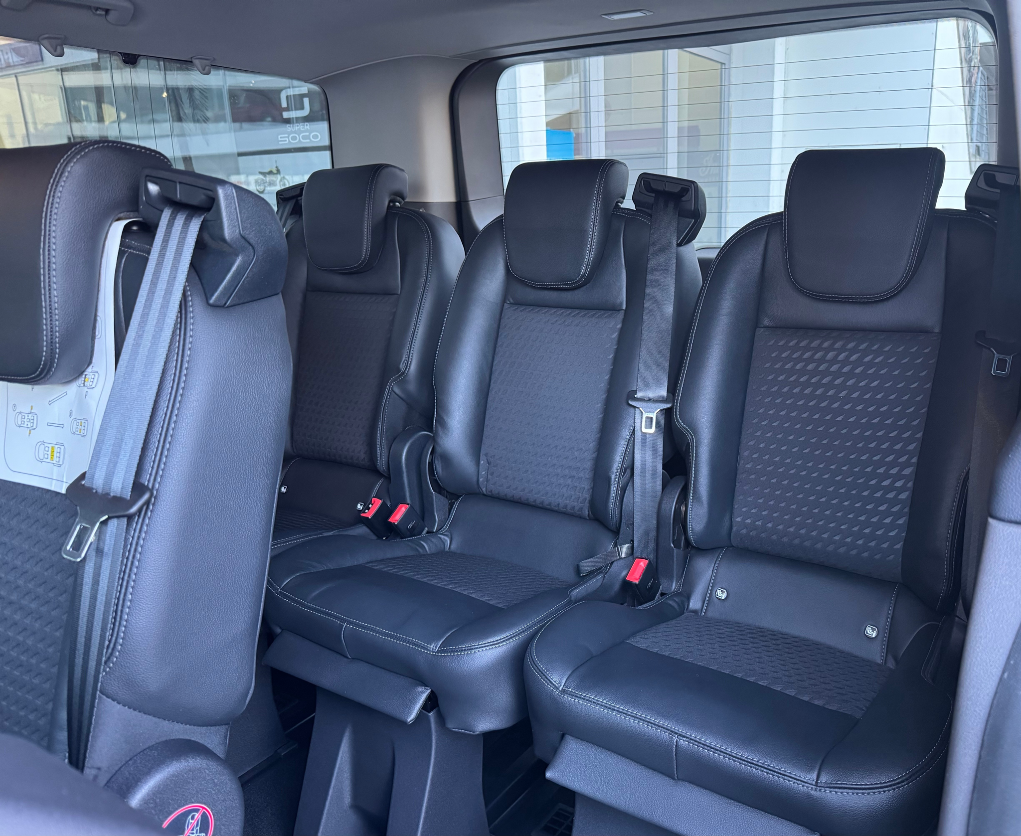 listing desktop thumbnail image 12