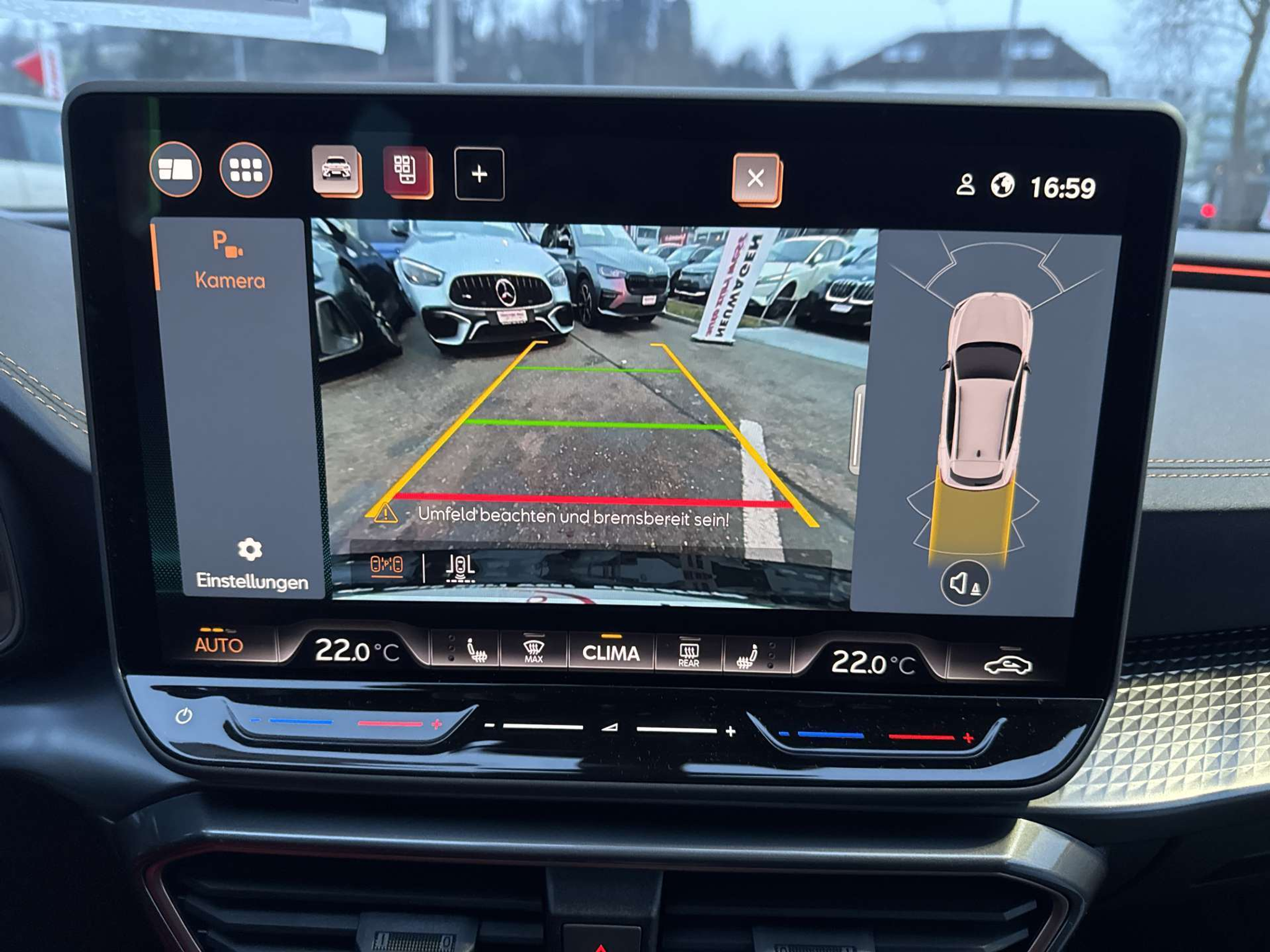 listing desktop thumbnail image 9