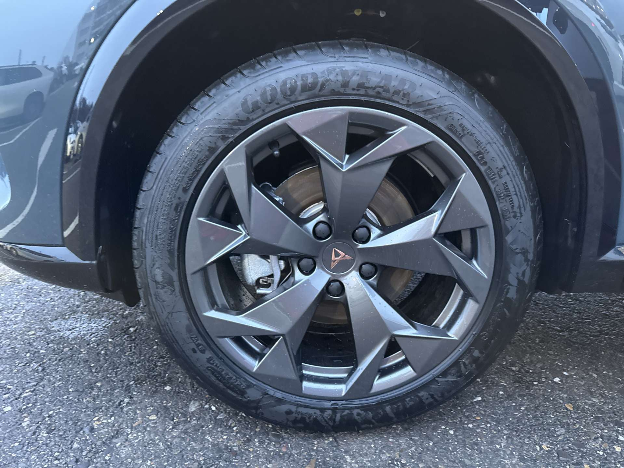 listing desktop thumbnail image 8