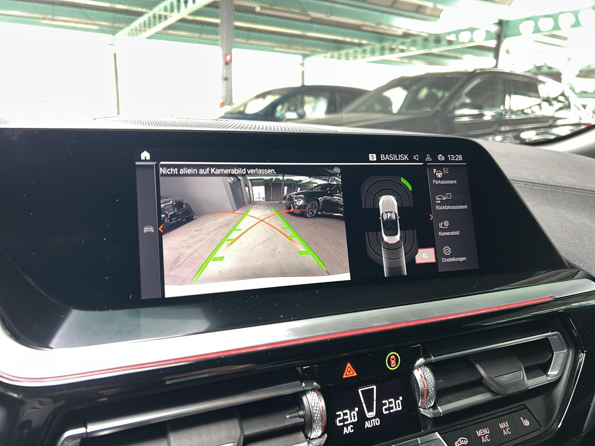 listing desktop thumbnail image 25