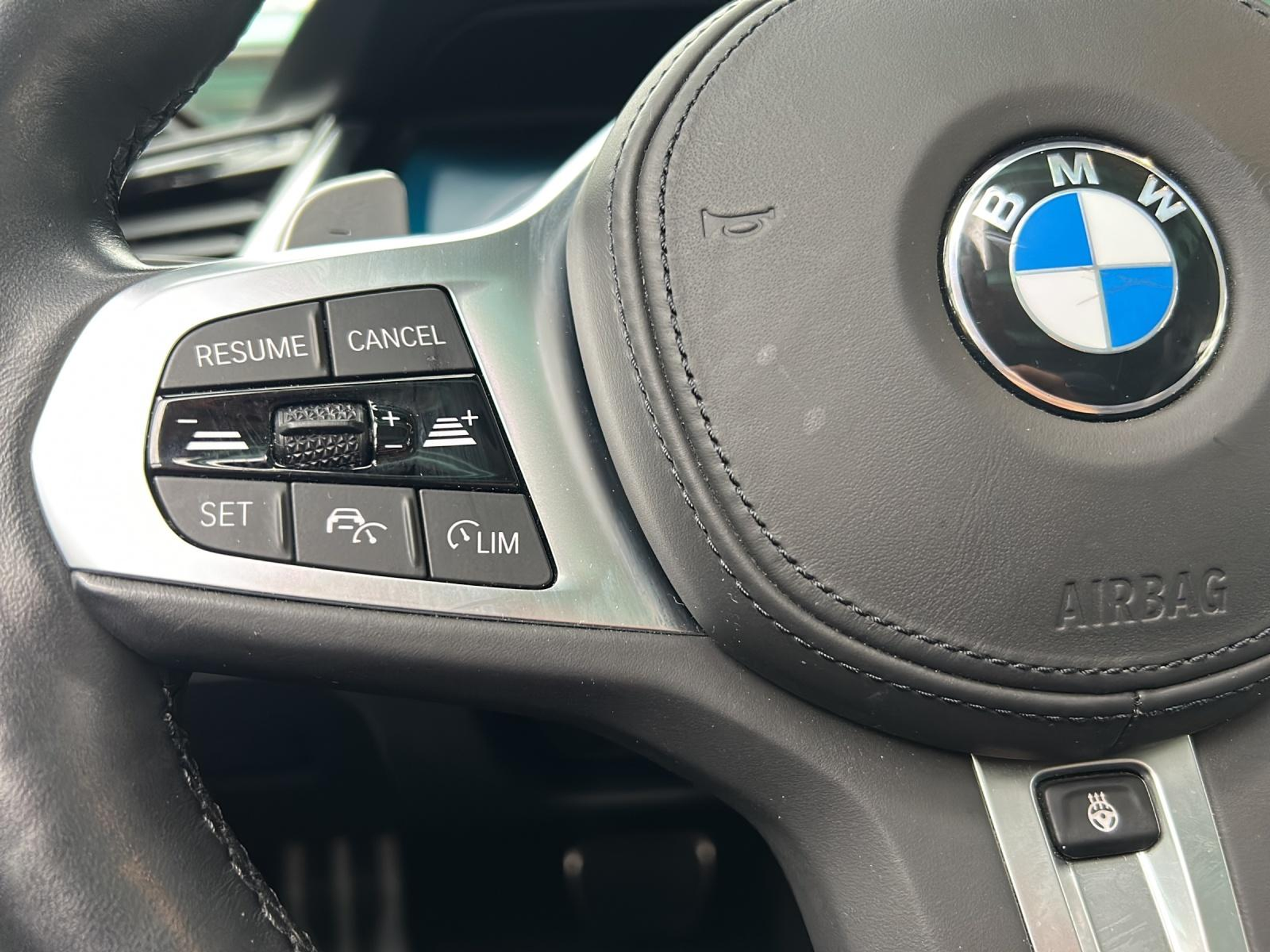 listing desktop thumbnail image 19