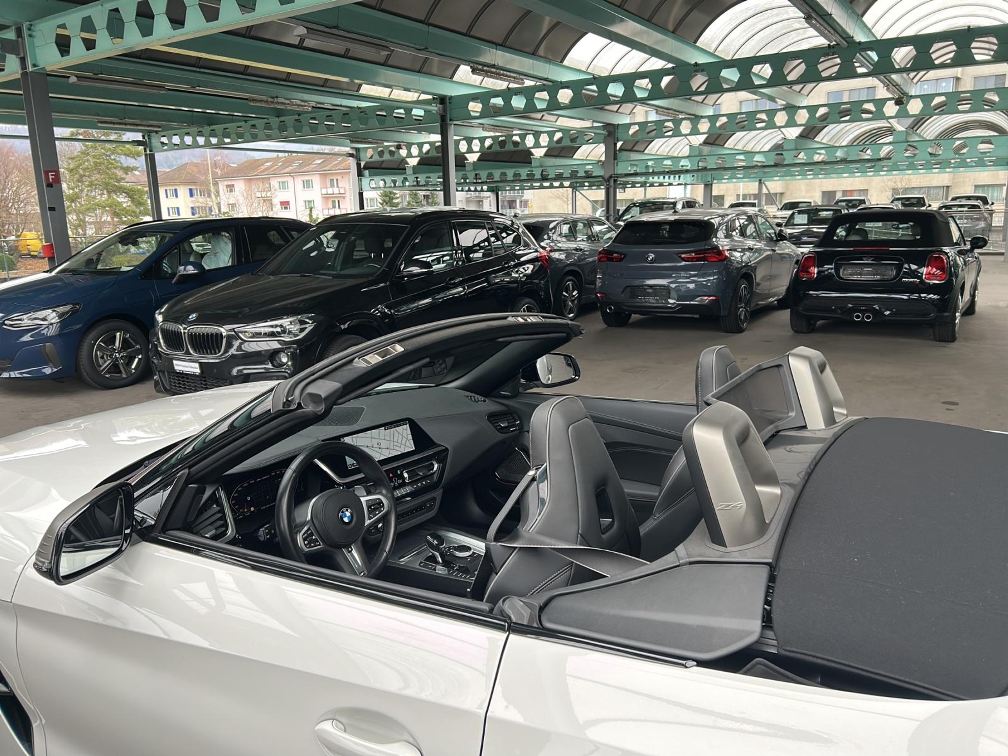 listing desktop thumbnail image 15