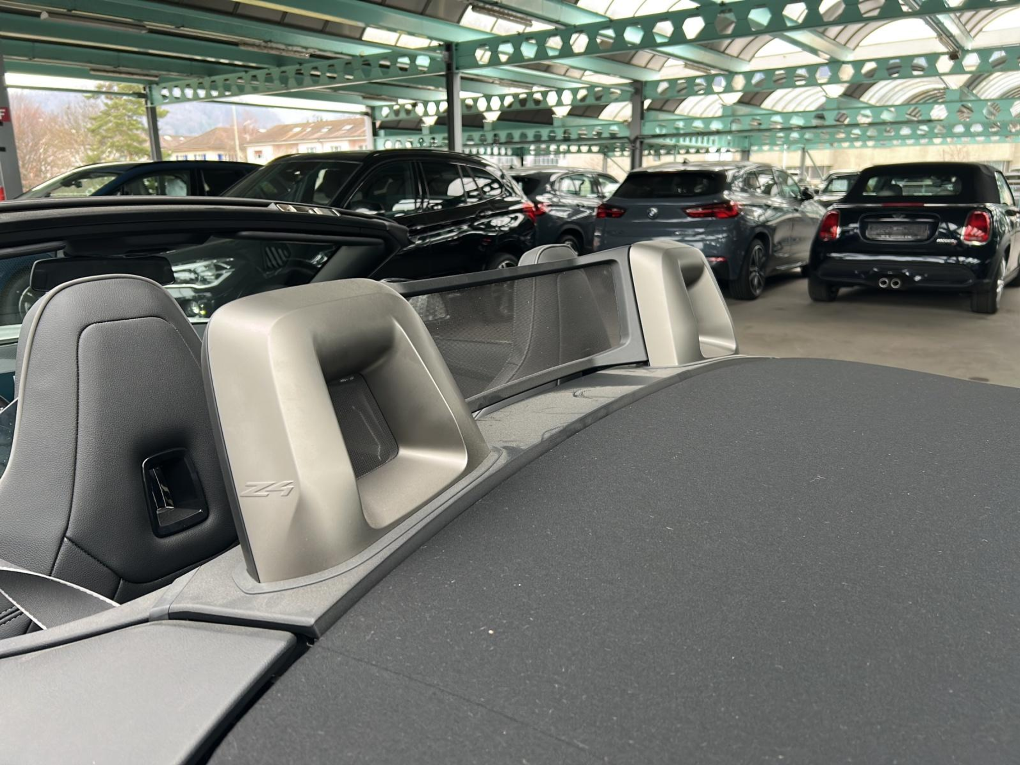 listing desktop thumbnail image 16