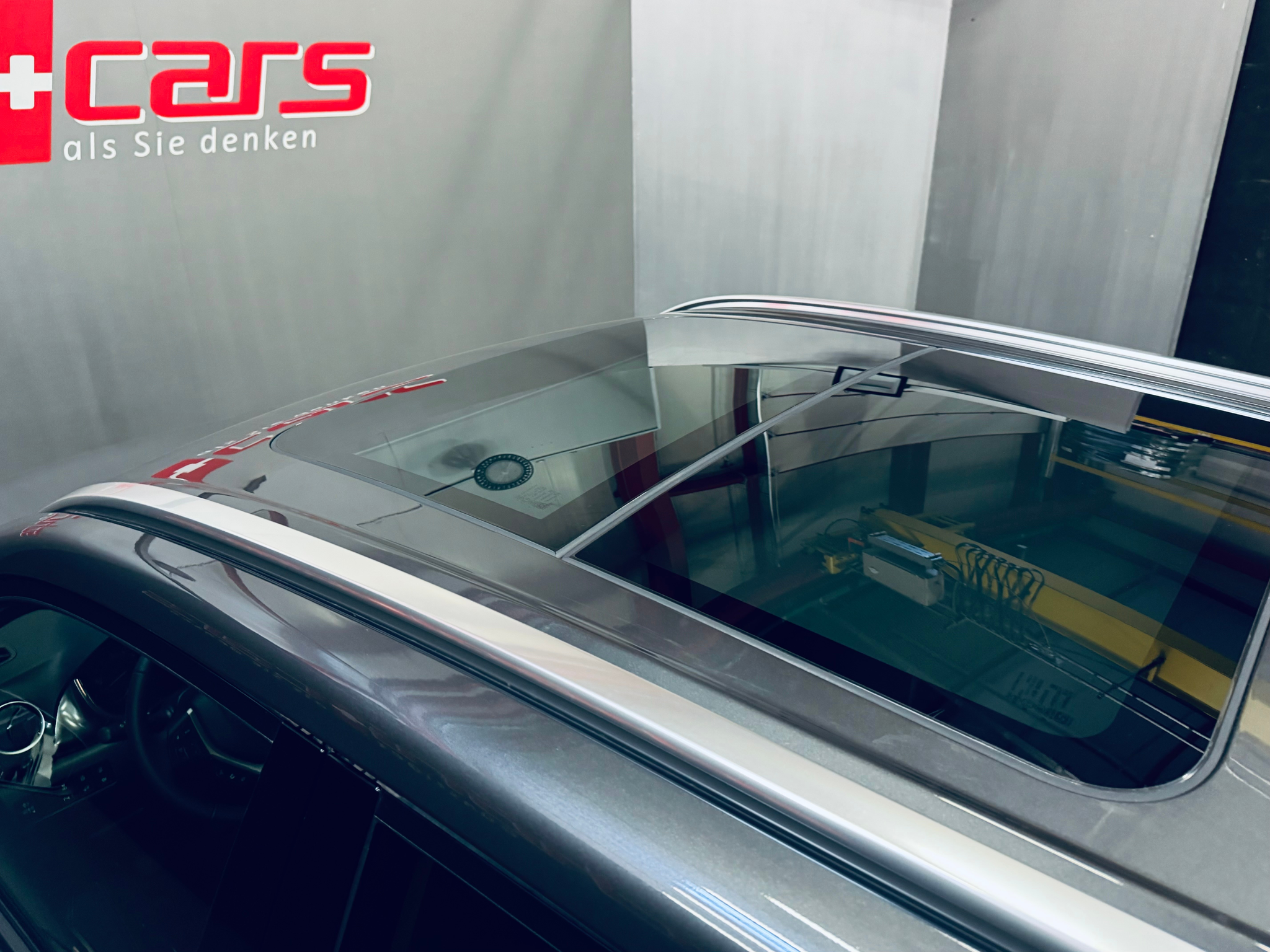 listing desktop thumbnail image 13