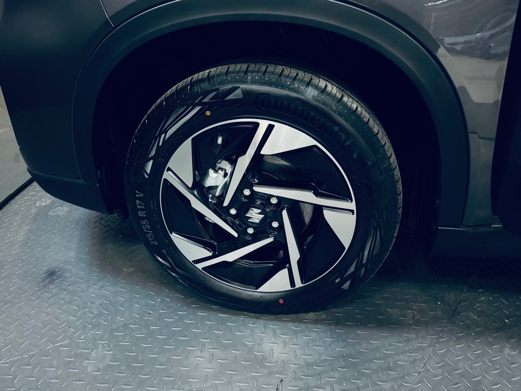 listing desktop thumbnail image 10