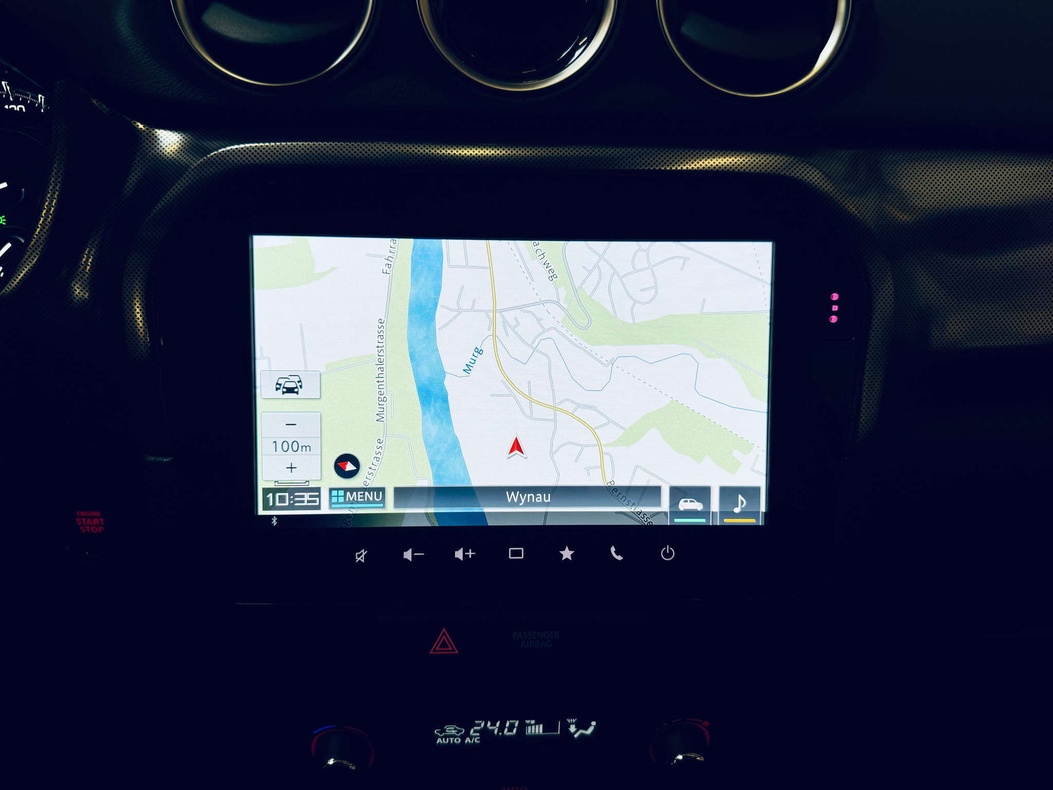 listing desktop thumbnail image 25