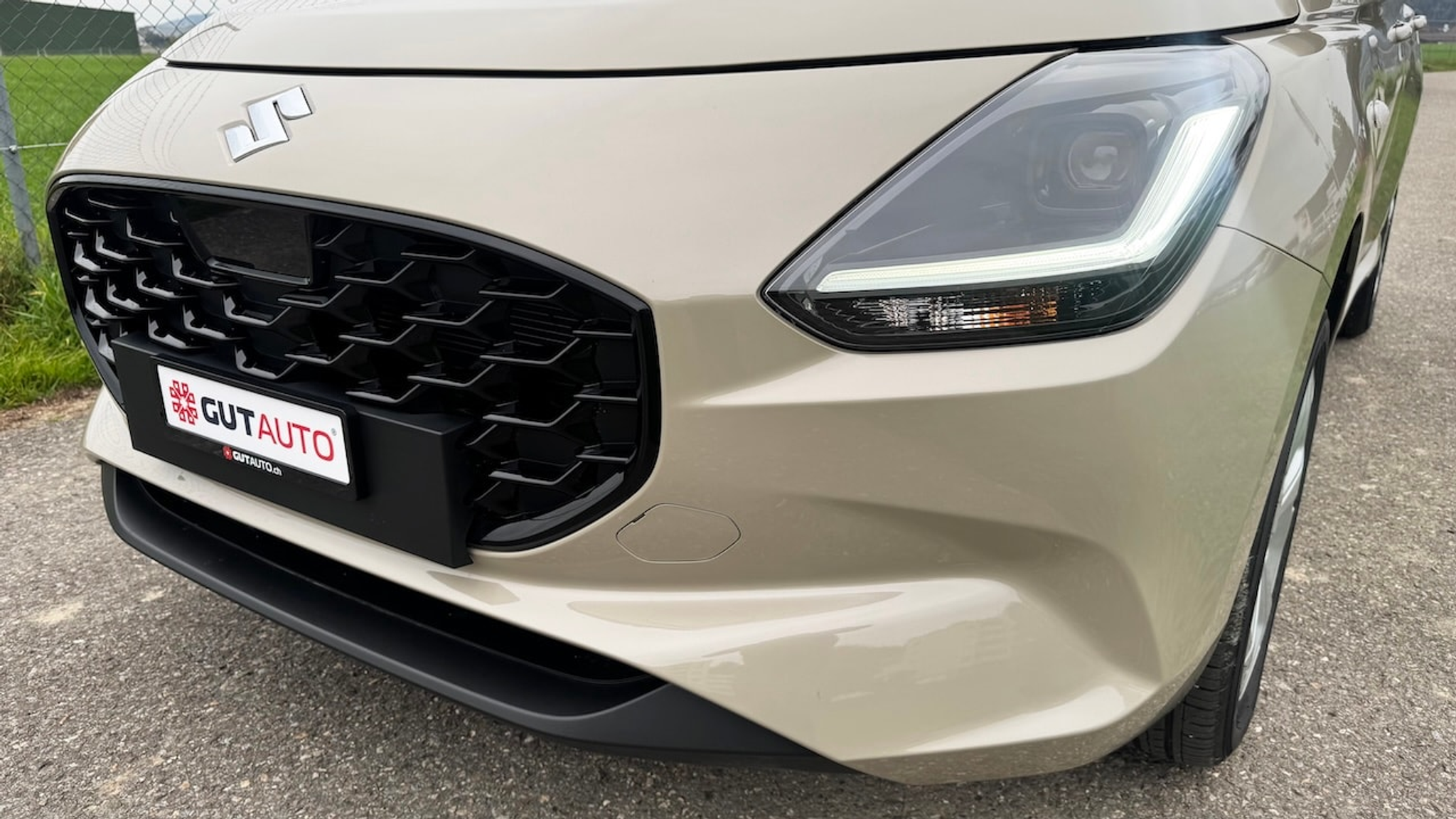 listing desktop thumbnail image 8