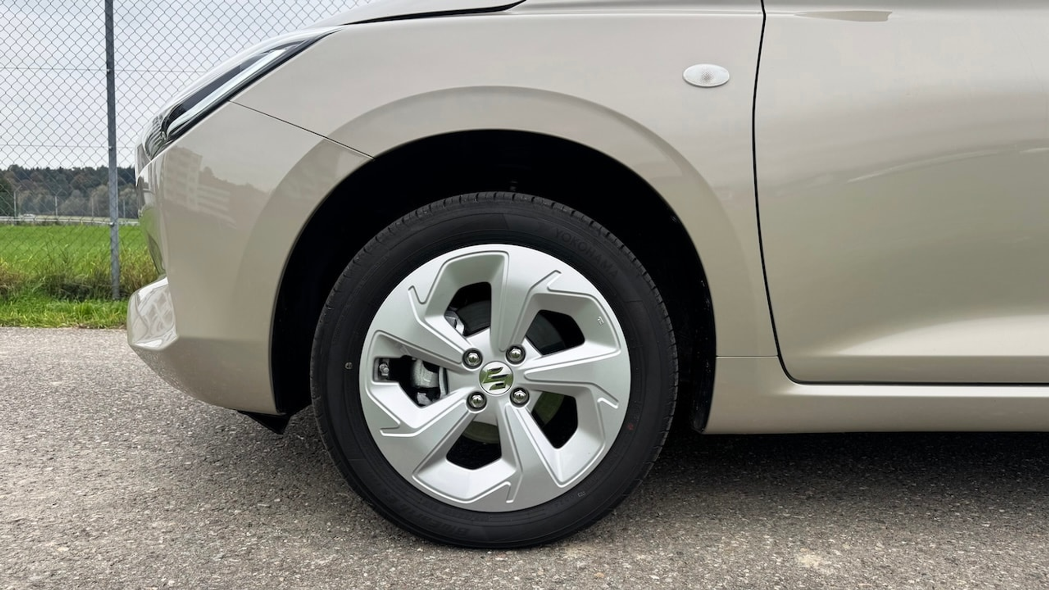 listing desktop thumbnail image 9