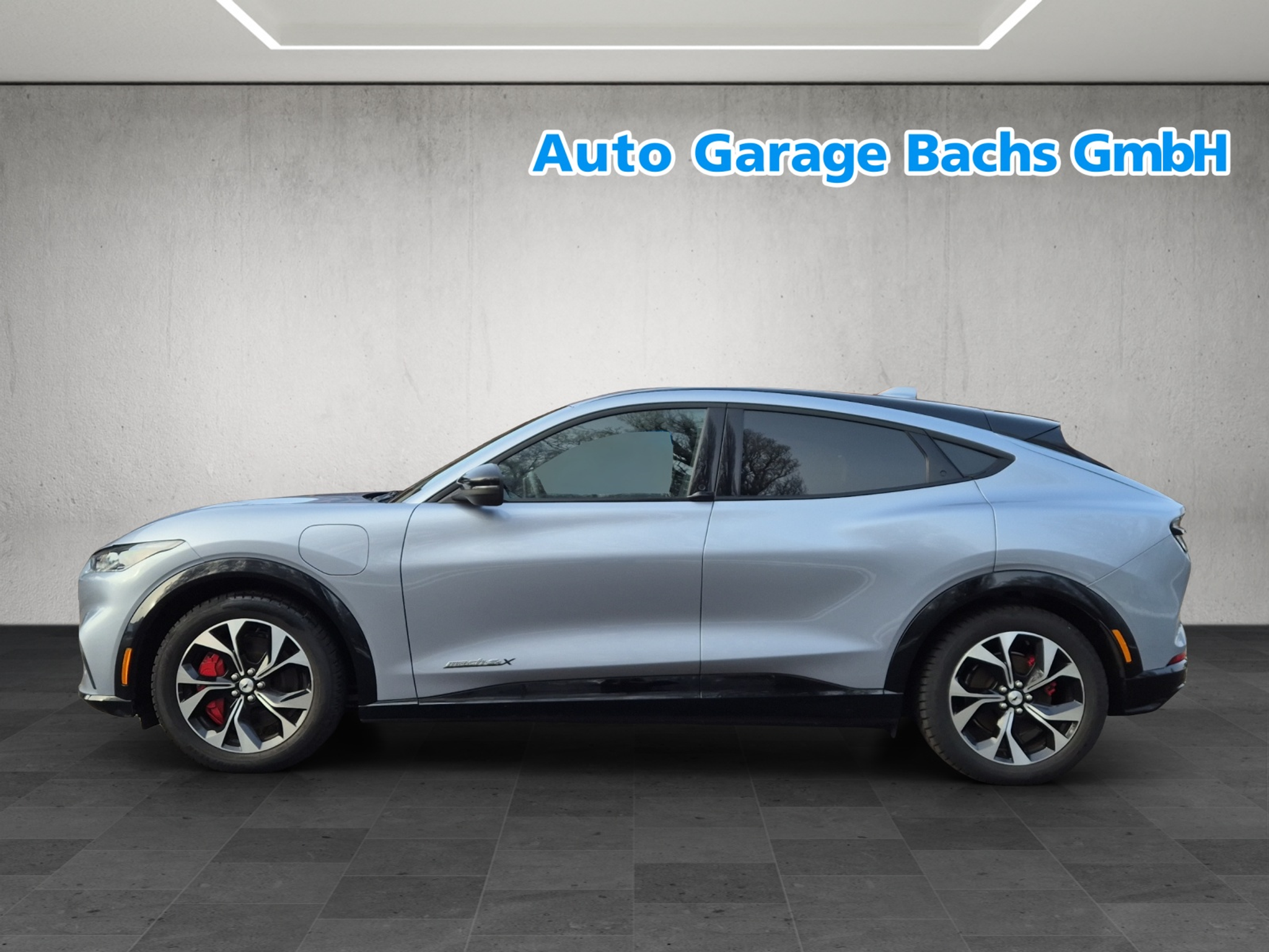 listing desktop thumbnail image 3