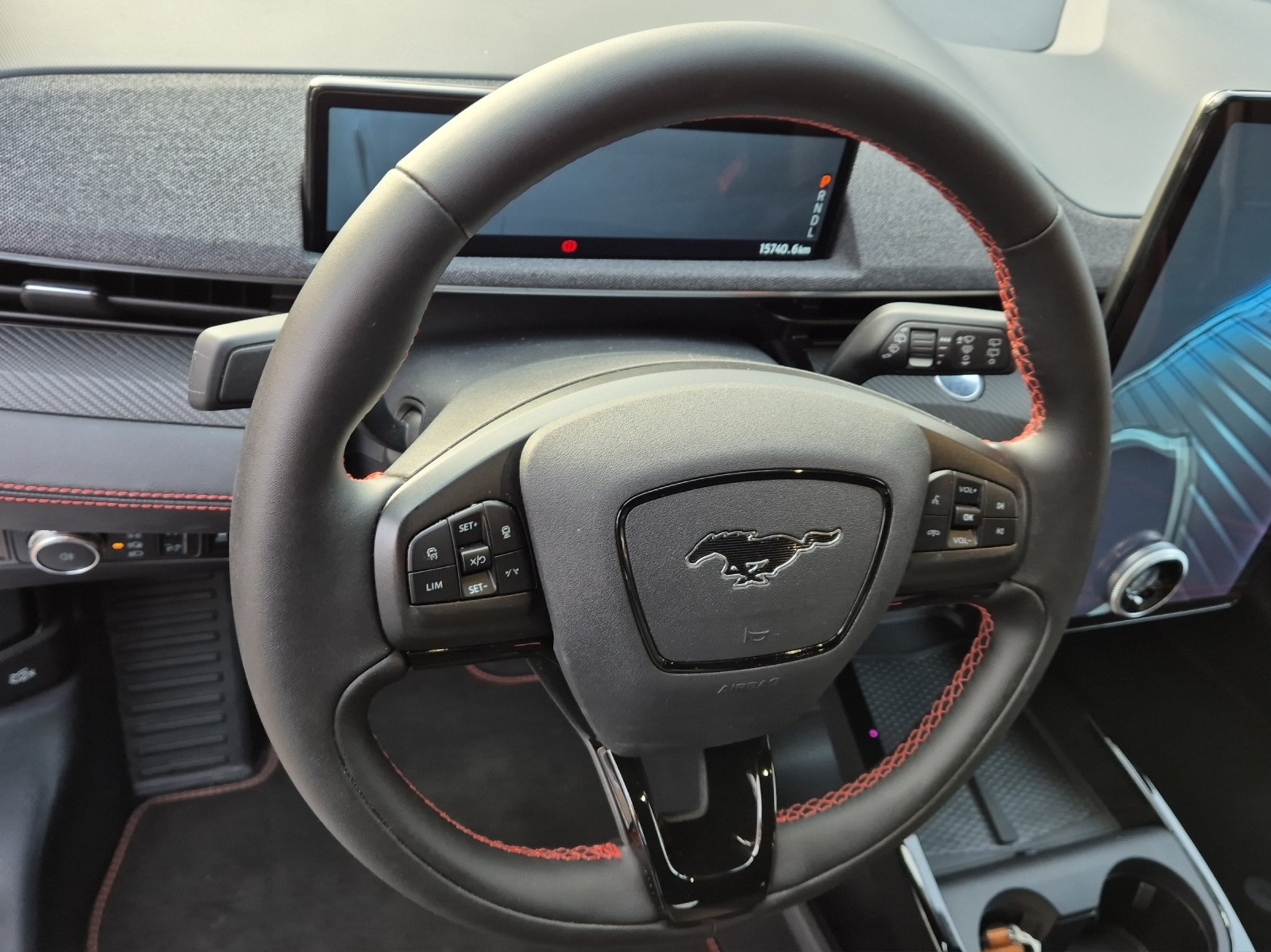 listing desktop thumbnail image 10