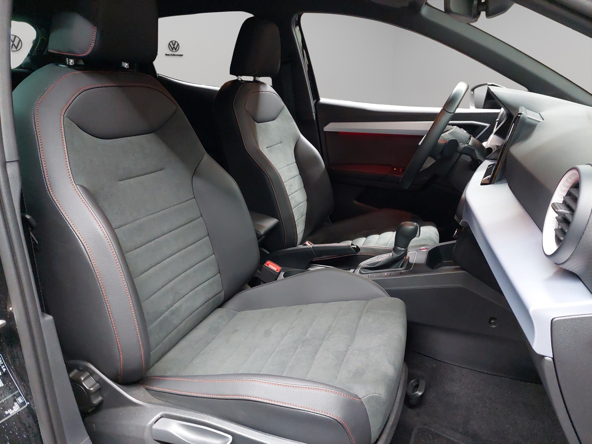 listing desktop thumbnail image 8