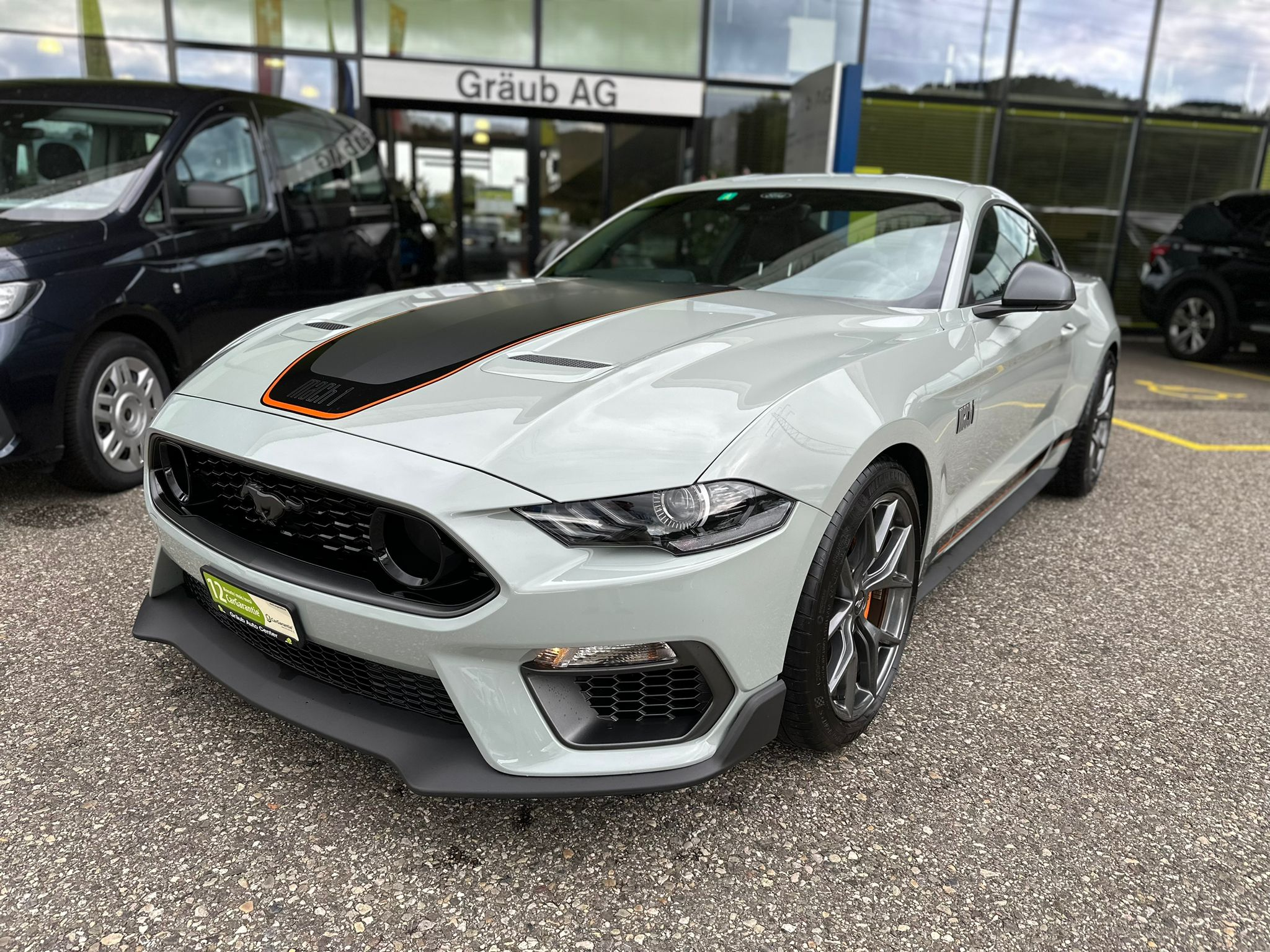 car-image-1