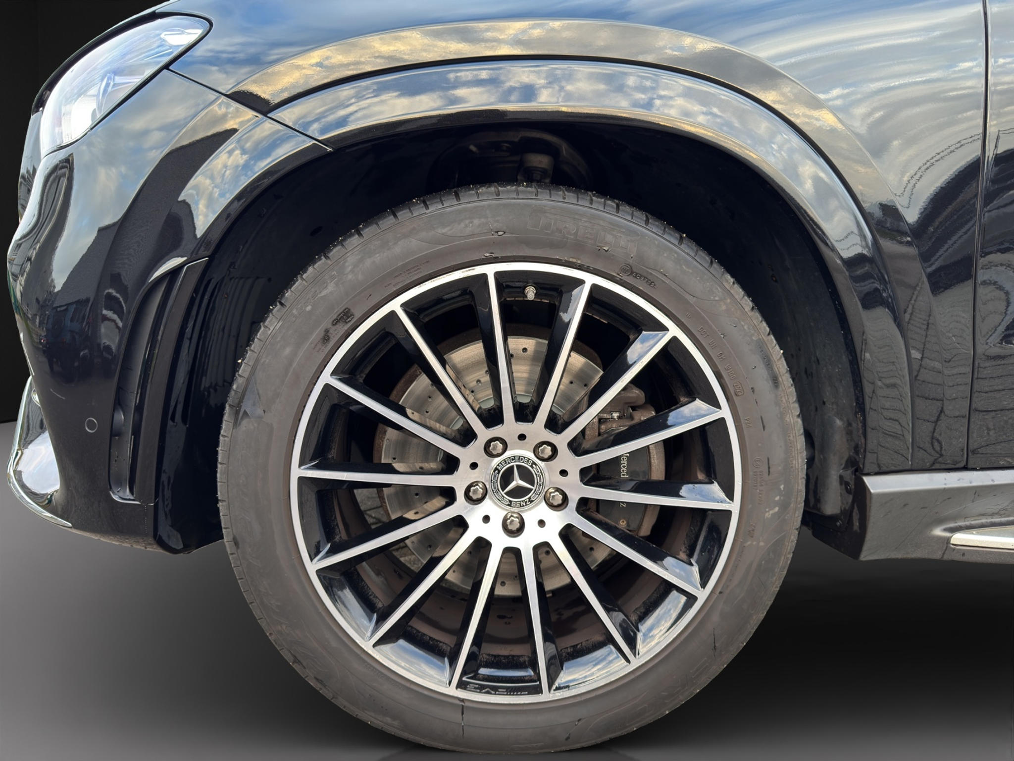 listing desktop thumbnail image 7