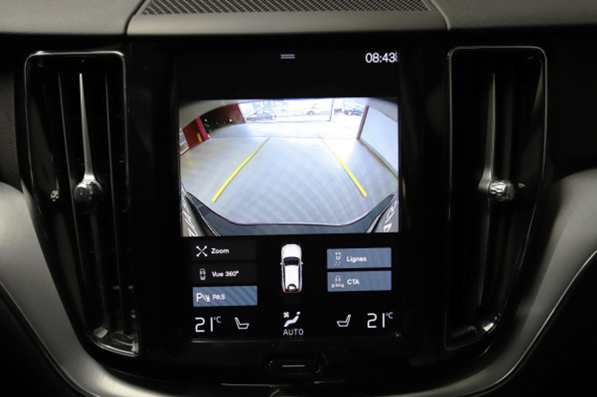 listing desktop thumbnail image 13