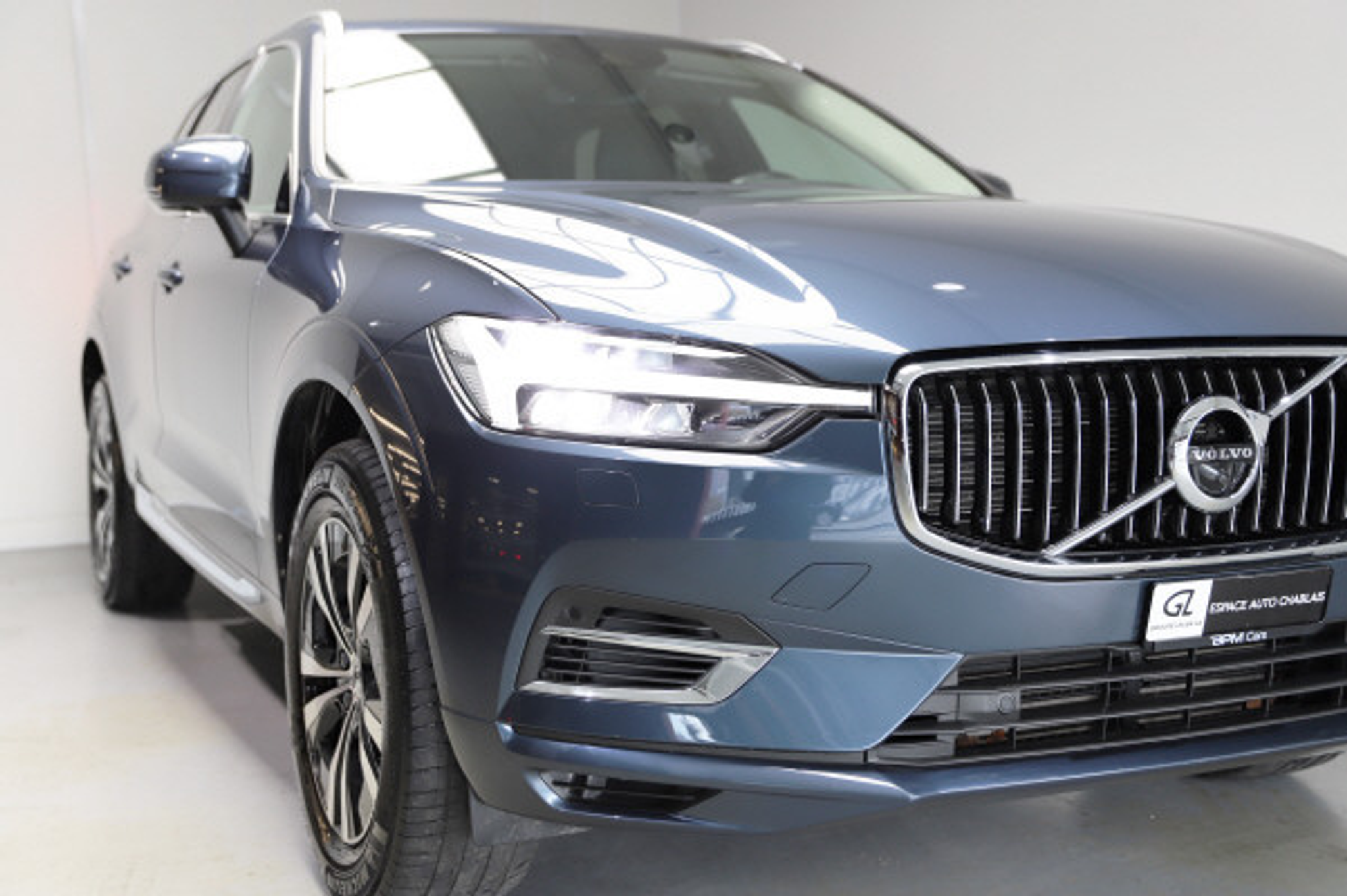 listing desktop thumbnail image 1