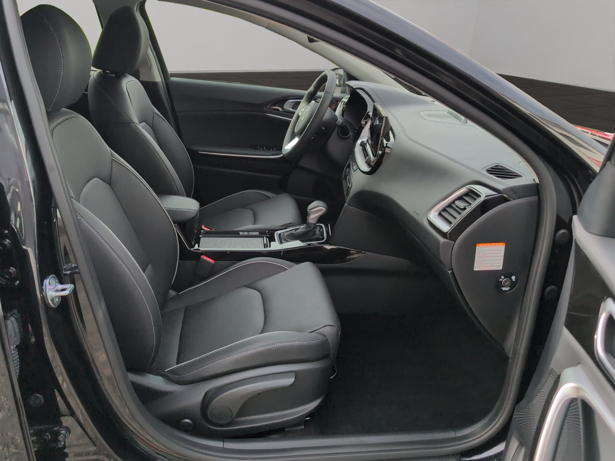 listing desktop thumbnail image 9