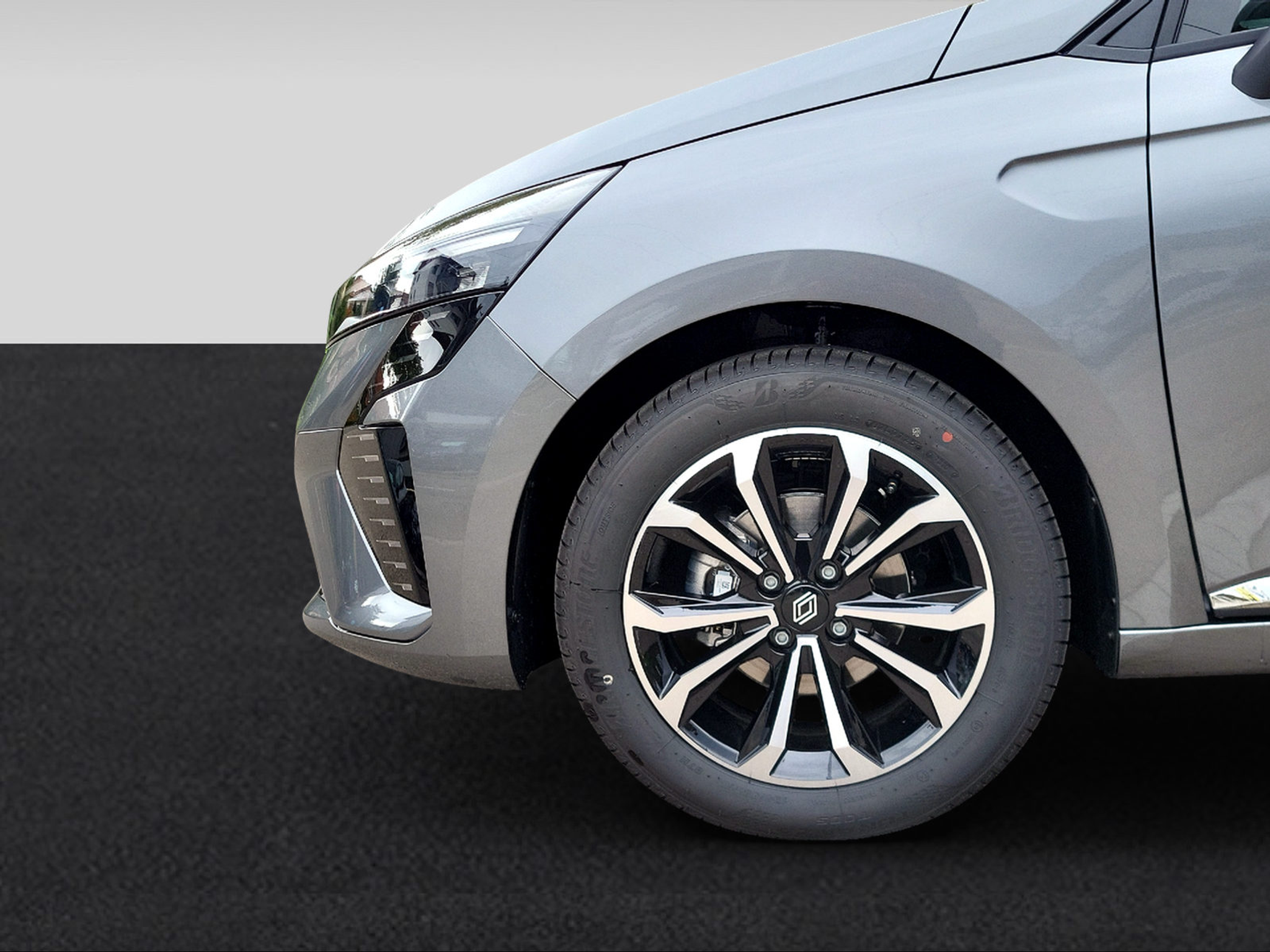 listing desktop thumbnail image 8