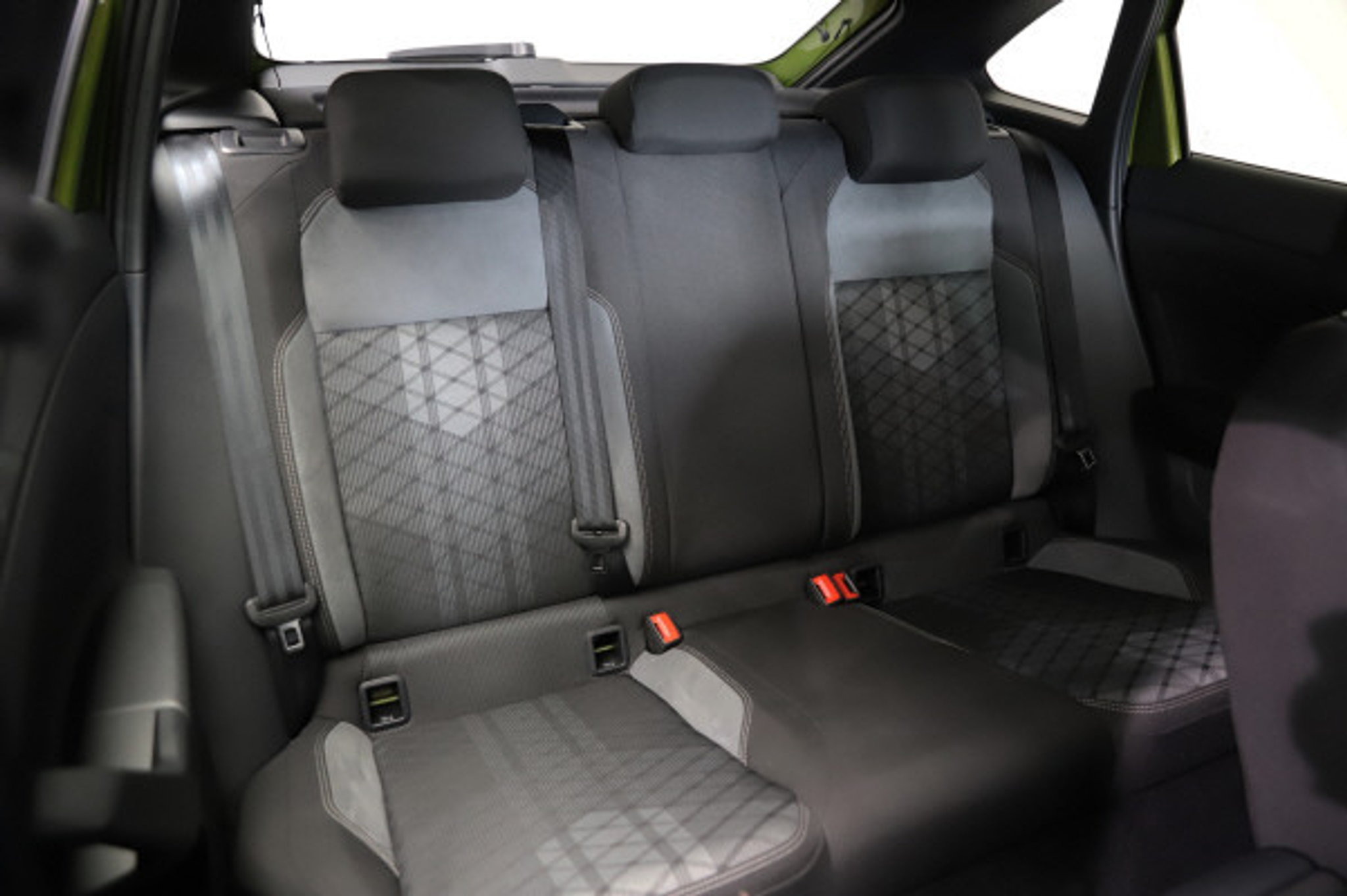 listing desktop thumbnail image 10