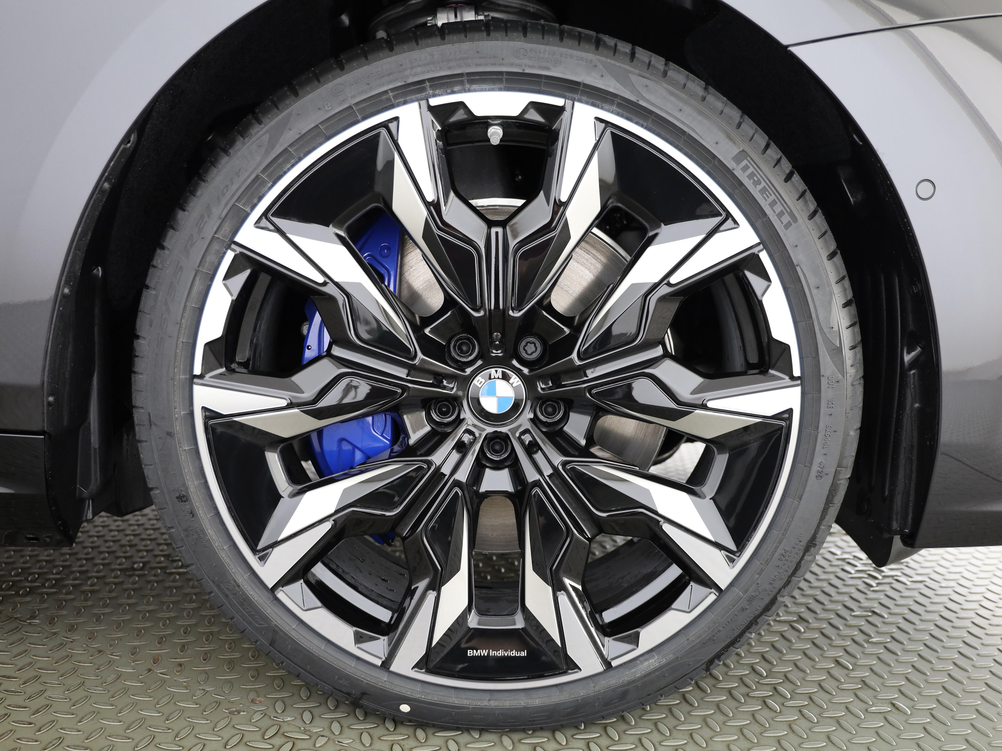 listing desktop thumbnail image 19