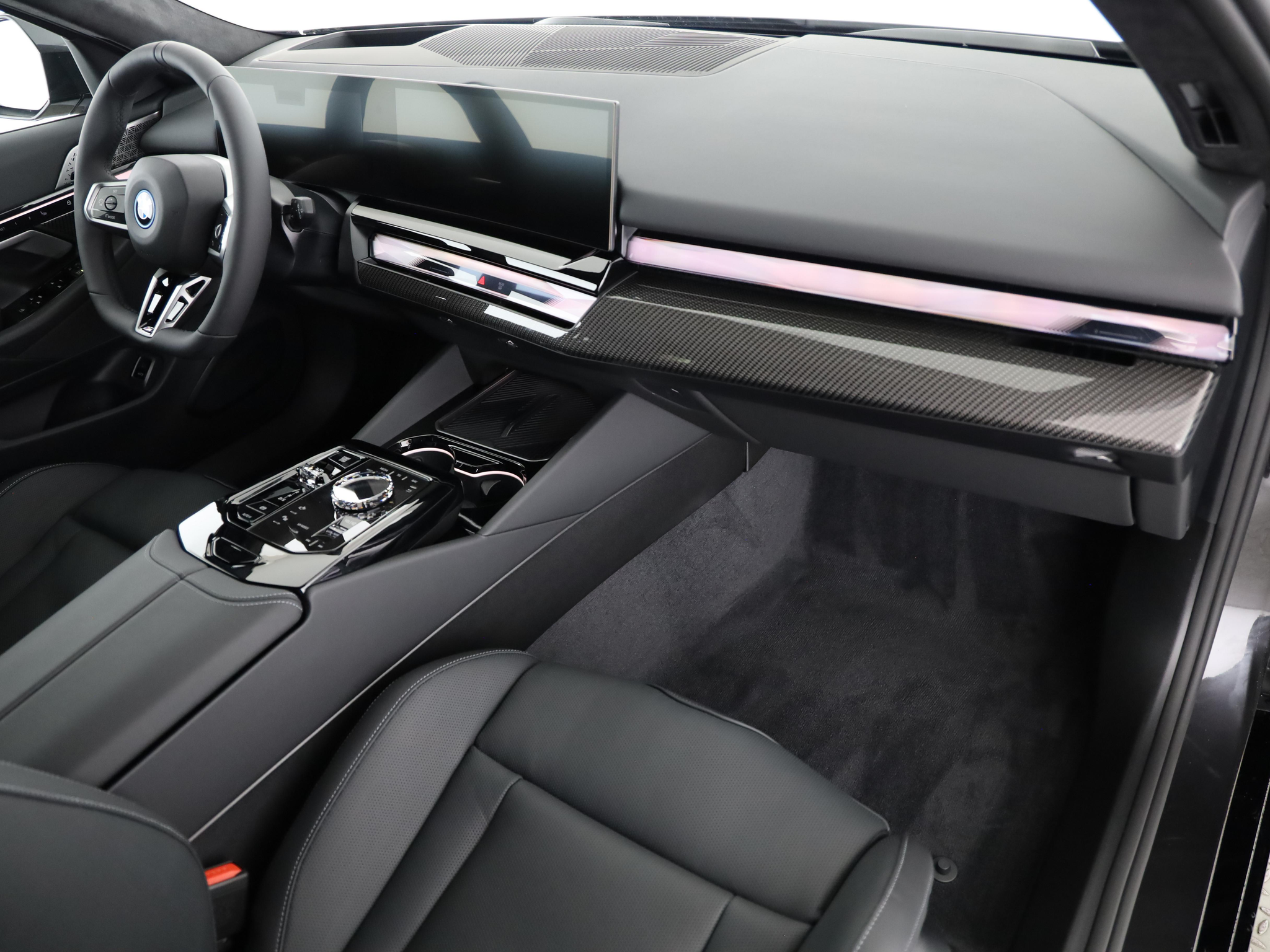 listing desktop thumbnail image 9