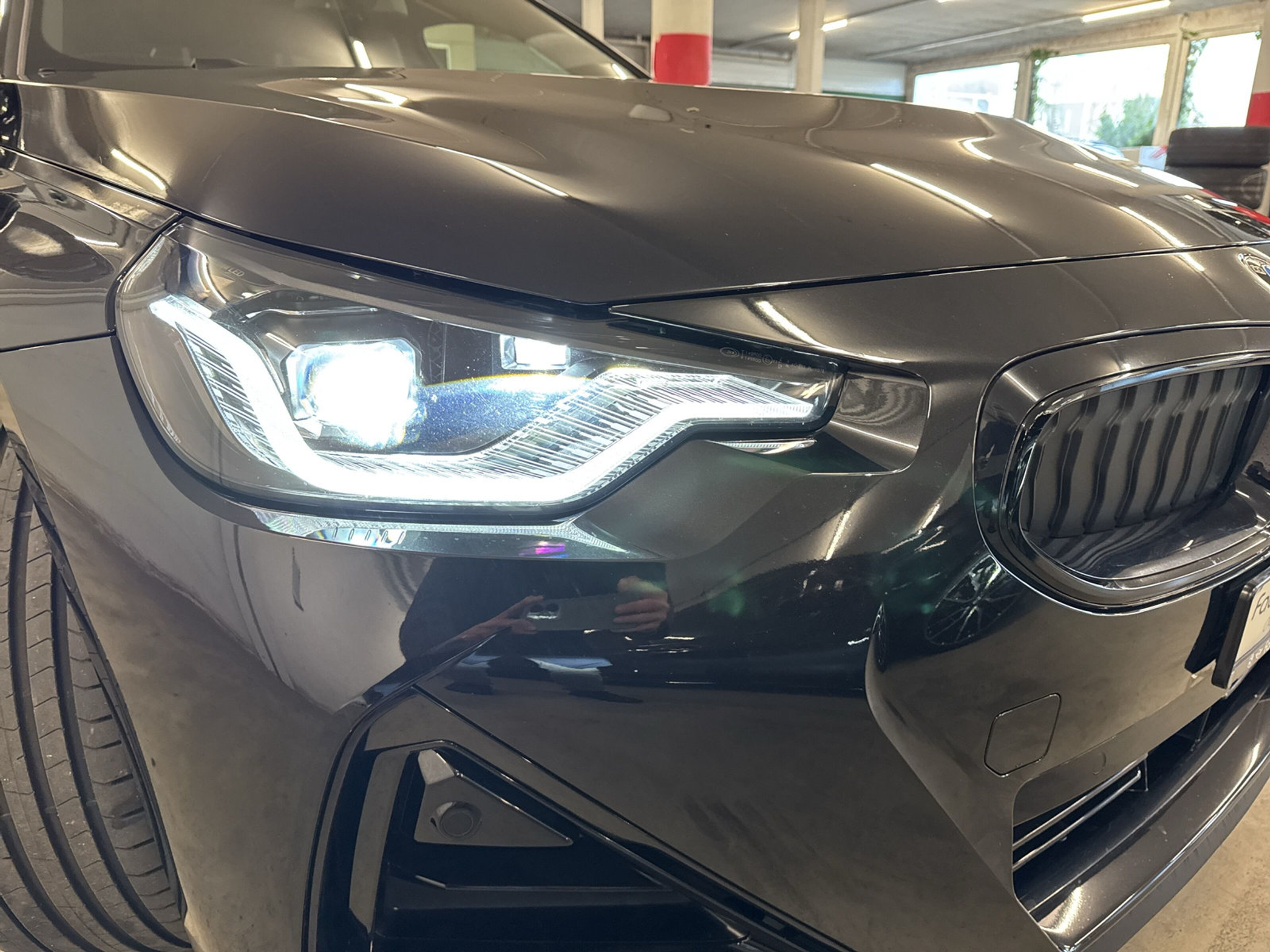 listing desktop thumbnail image 17