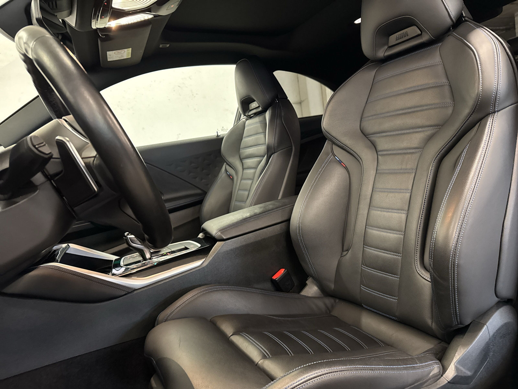 listing desktop thumbnail image 9