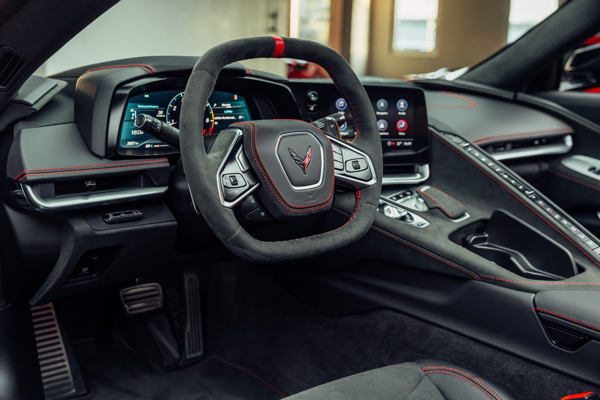 listing desktop thumbnail image 4