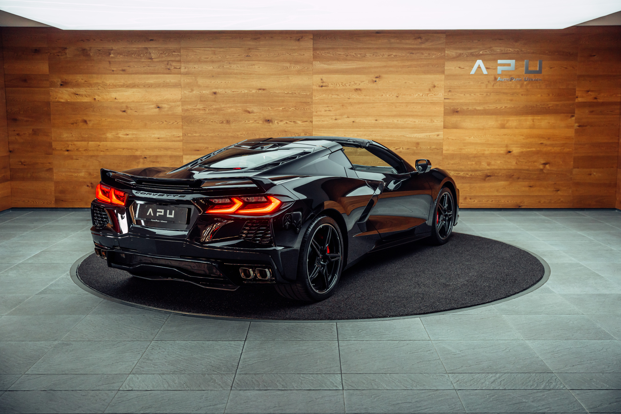 listing desktop thumbnail image 1