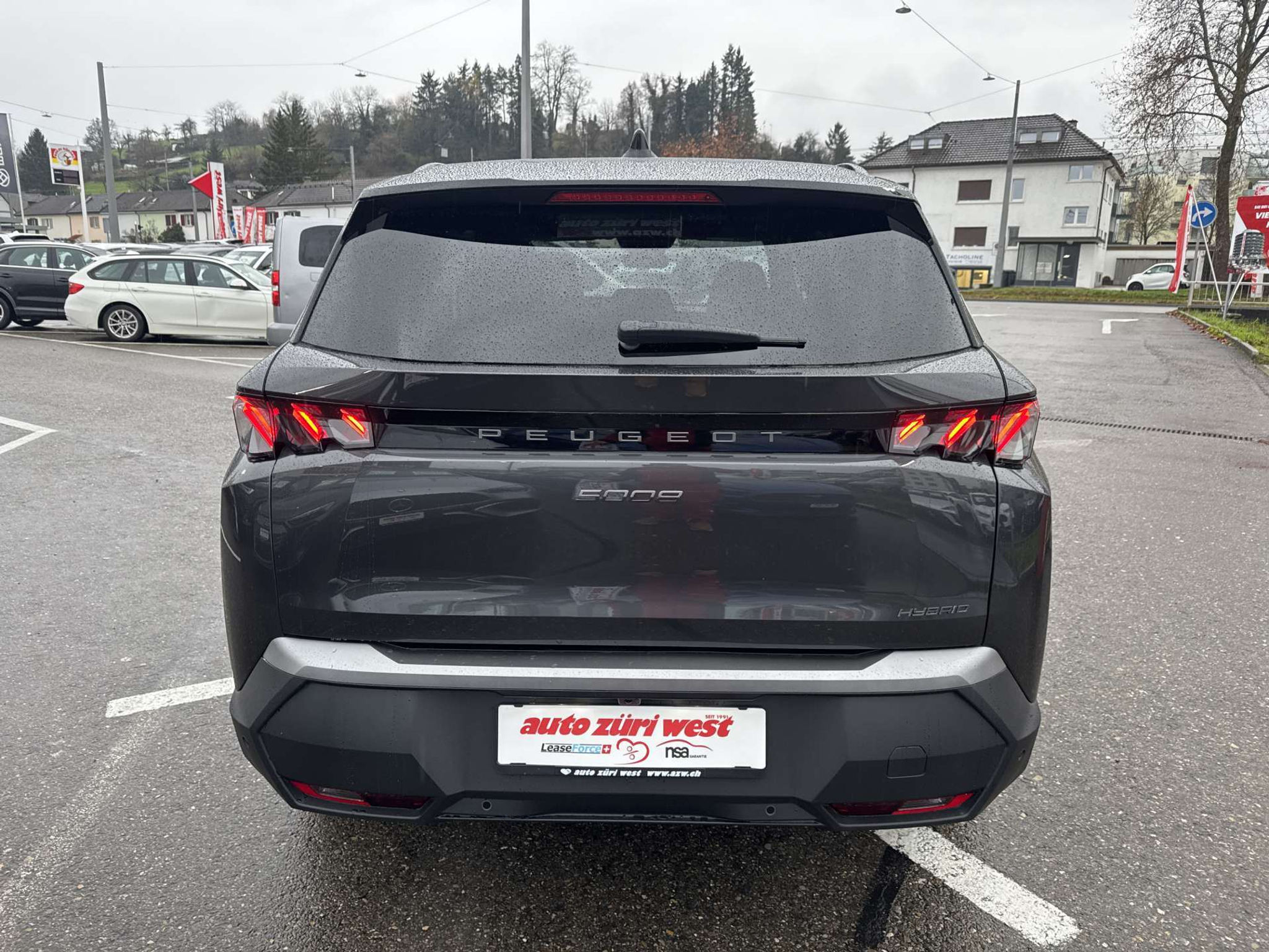 listing desktop thumbnail image 14