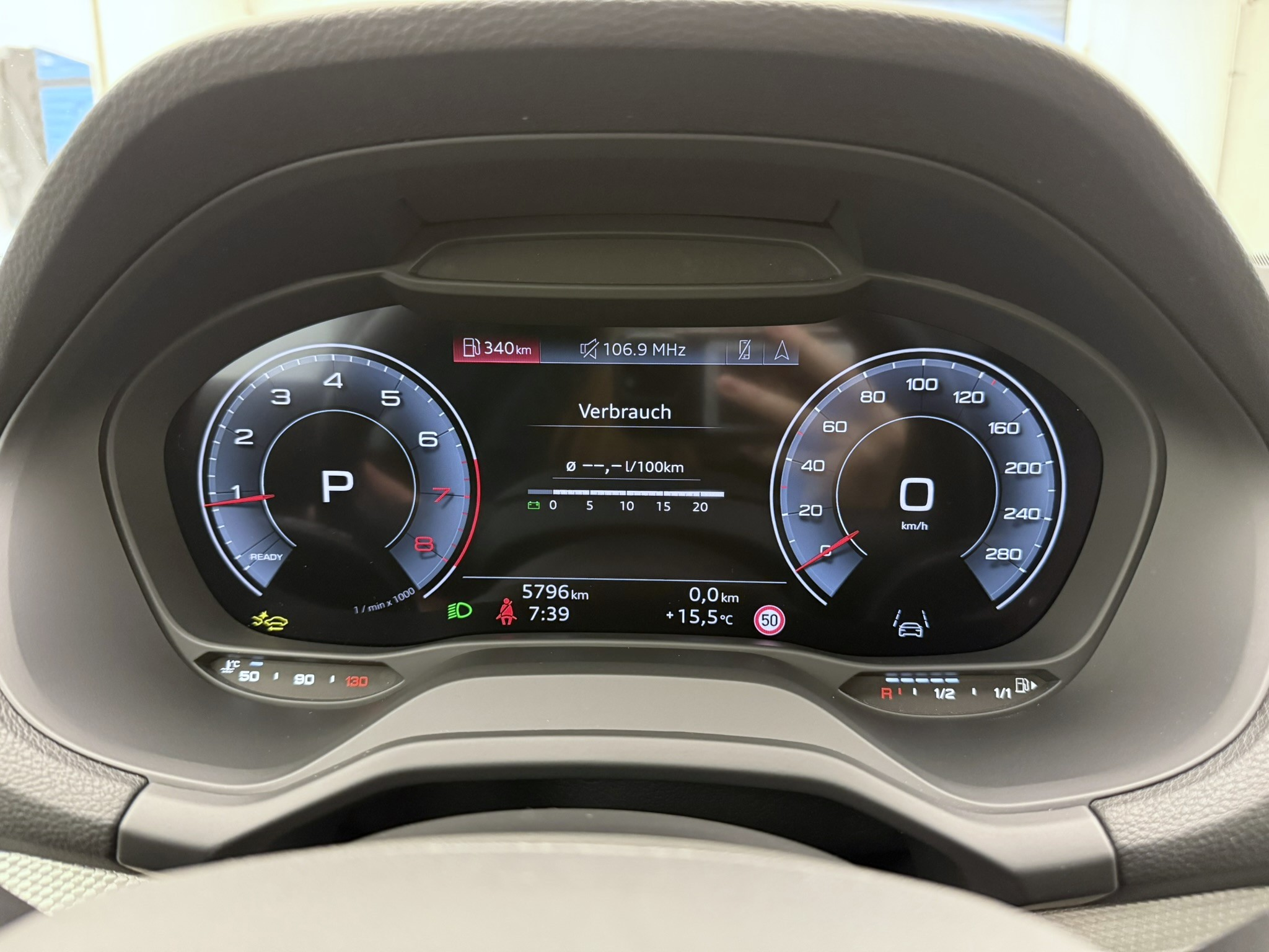 listing desktop thumbnail image 7