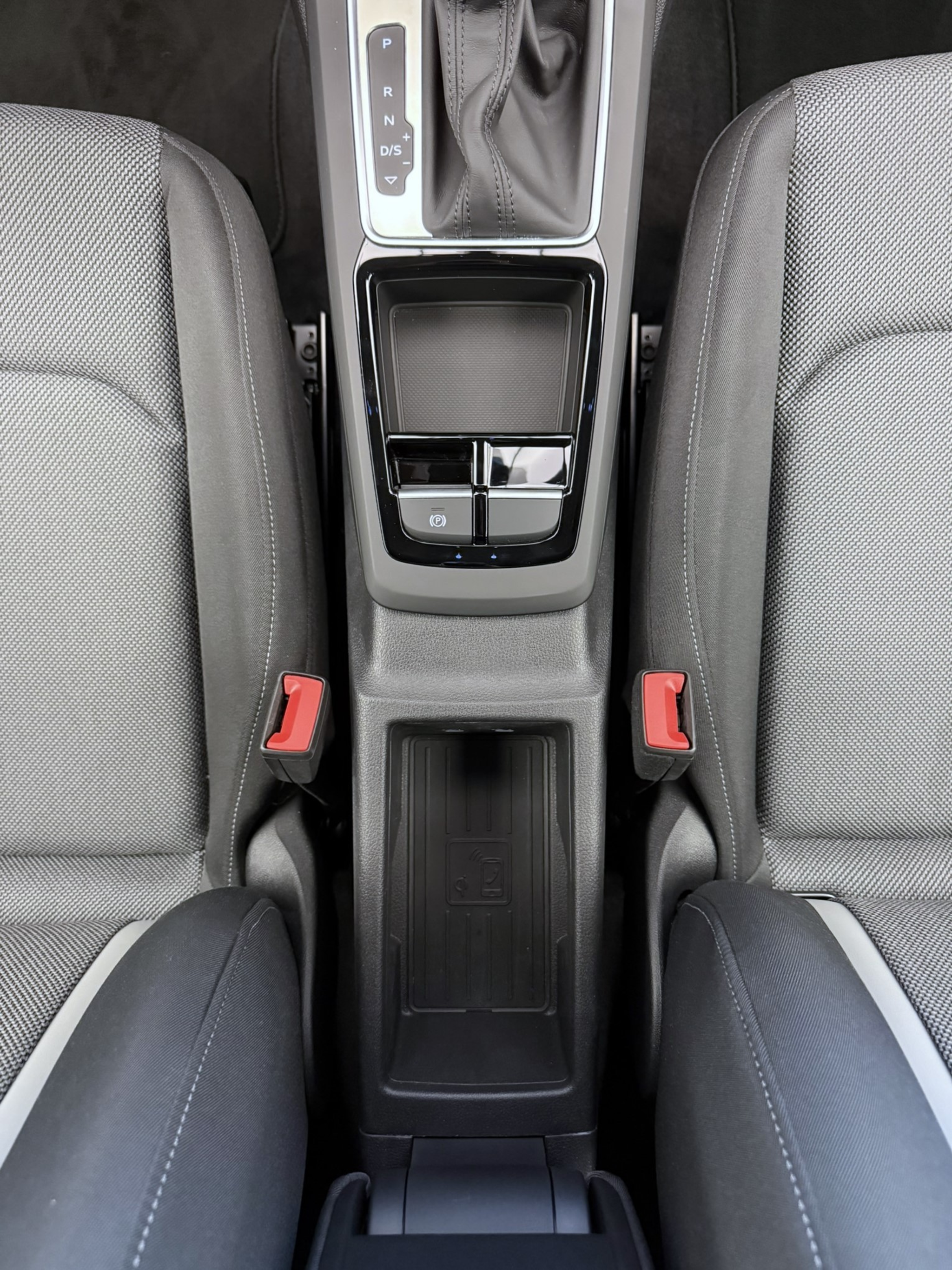 listing desktop thumbnail image 10