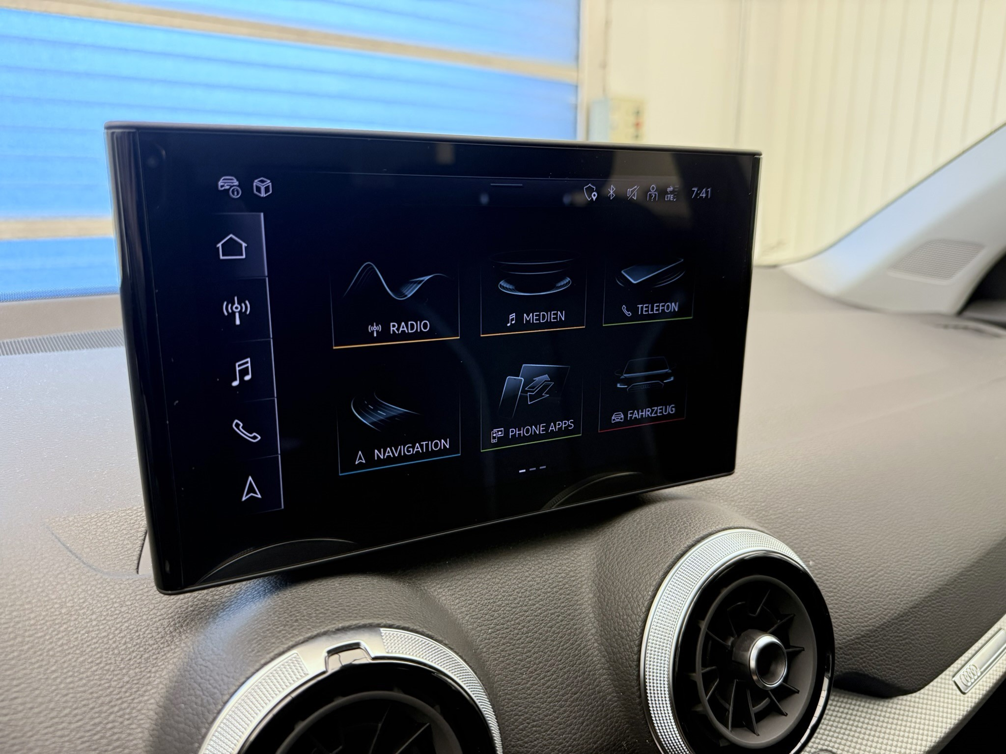 listing desktop thumbnail image 13