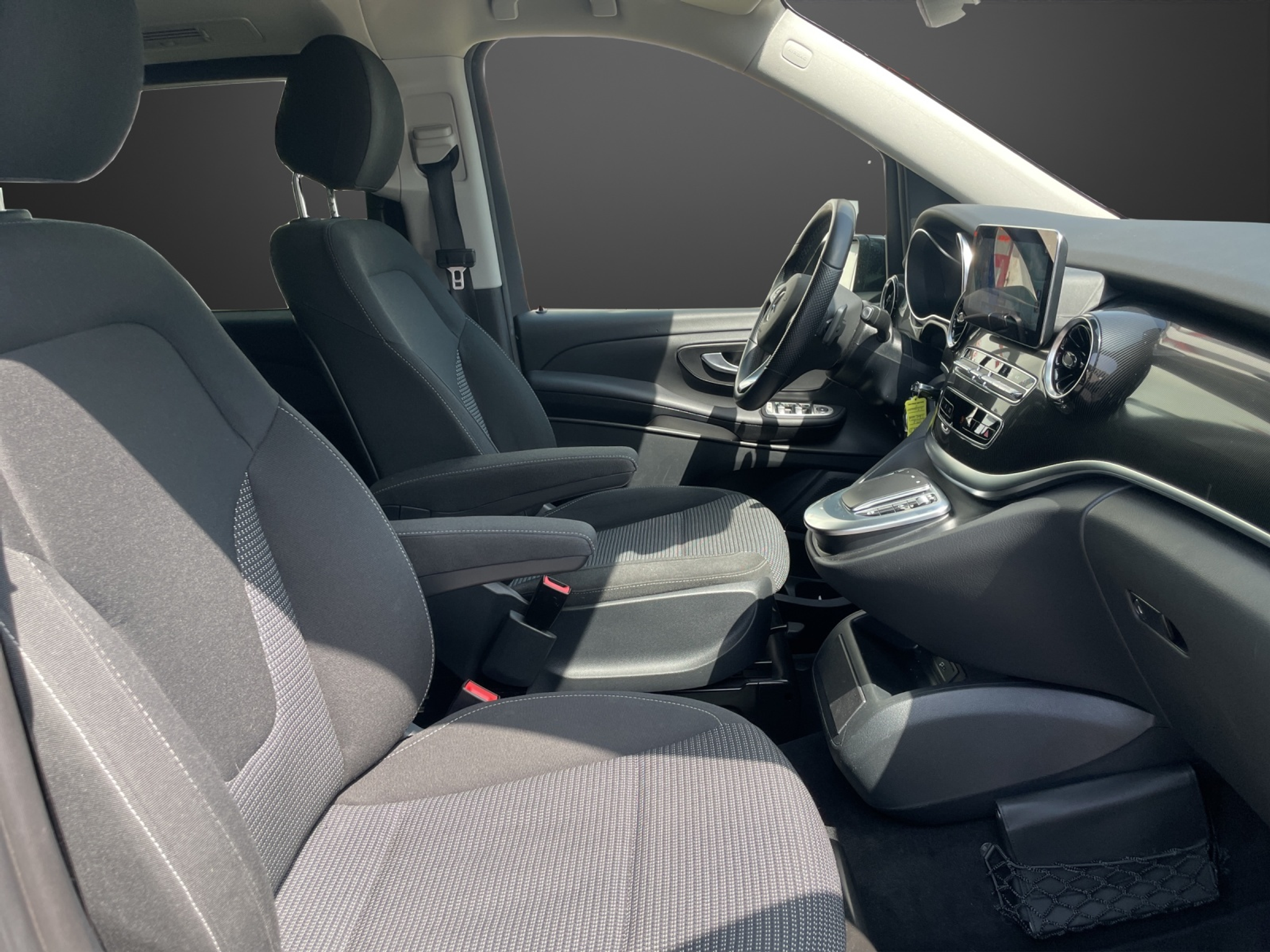 listing desktop thumbnail image 10