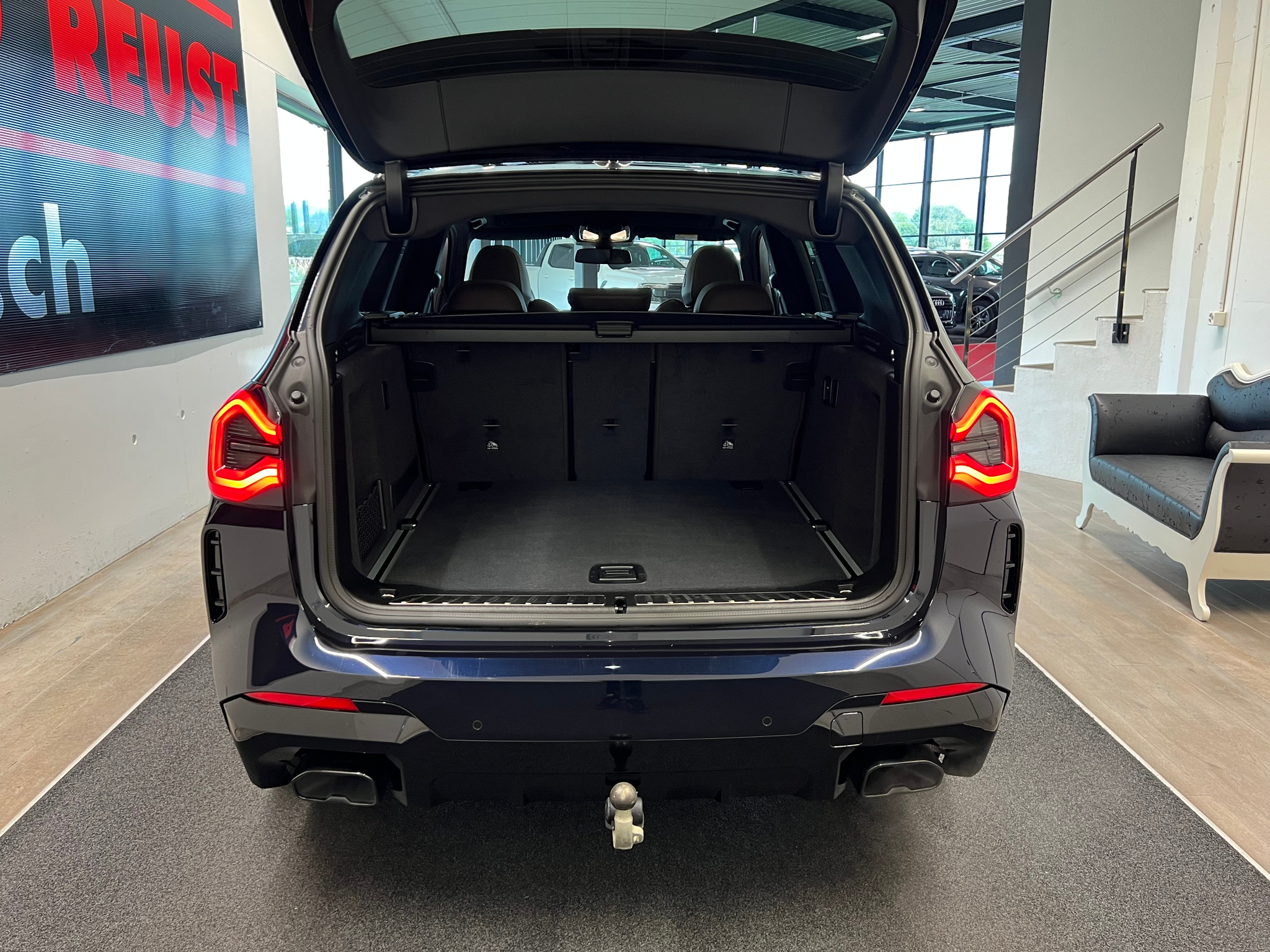 listing desktop thumbnail image 10