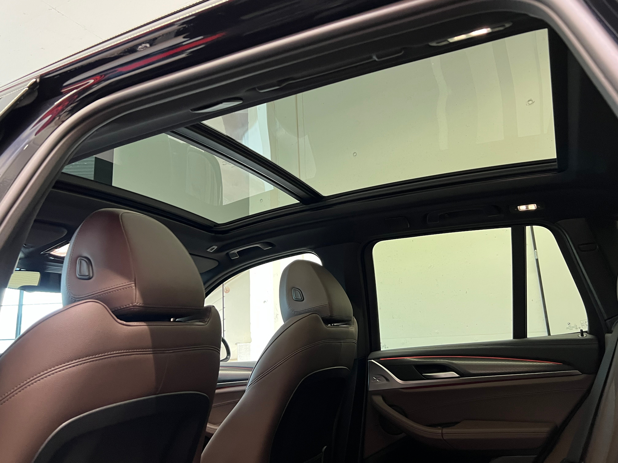 listing desktop thumbnail image 17