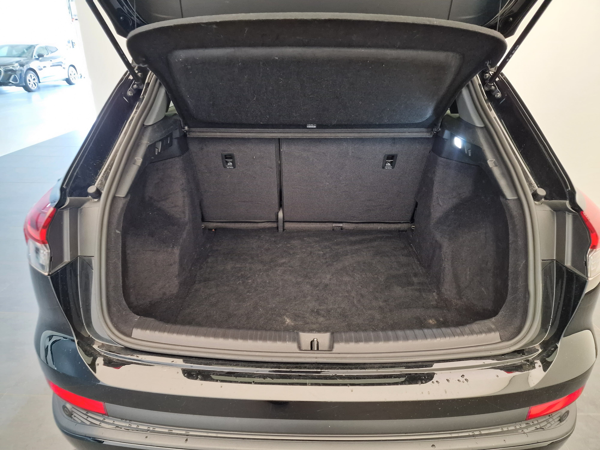 listing desktop thumbnail image 13